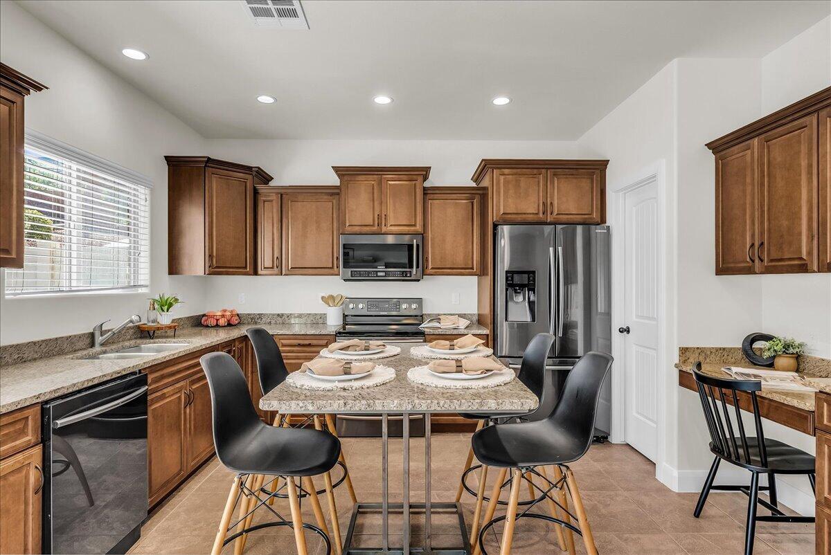 1287 Shadow Point DR 14