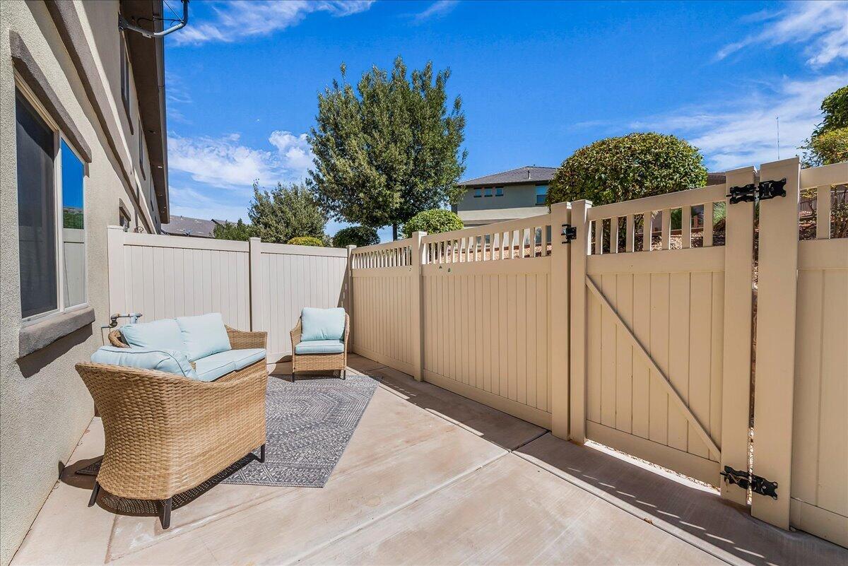 1287 Shadow Point DR 14