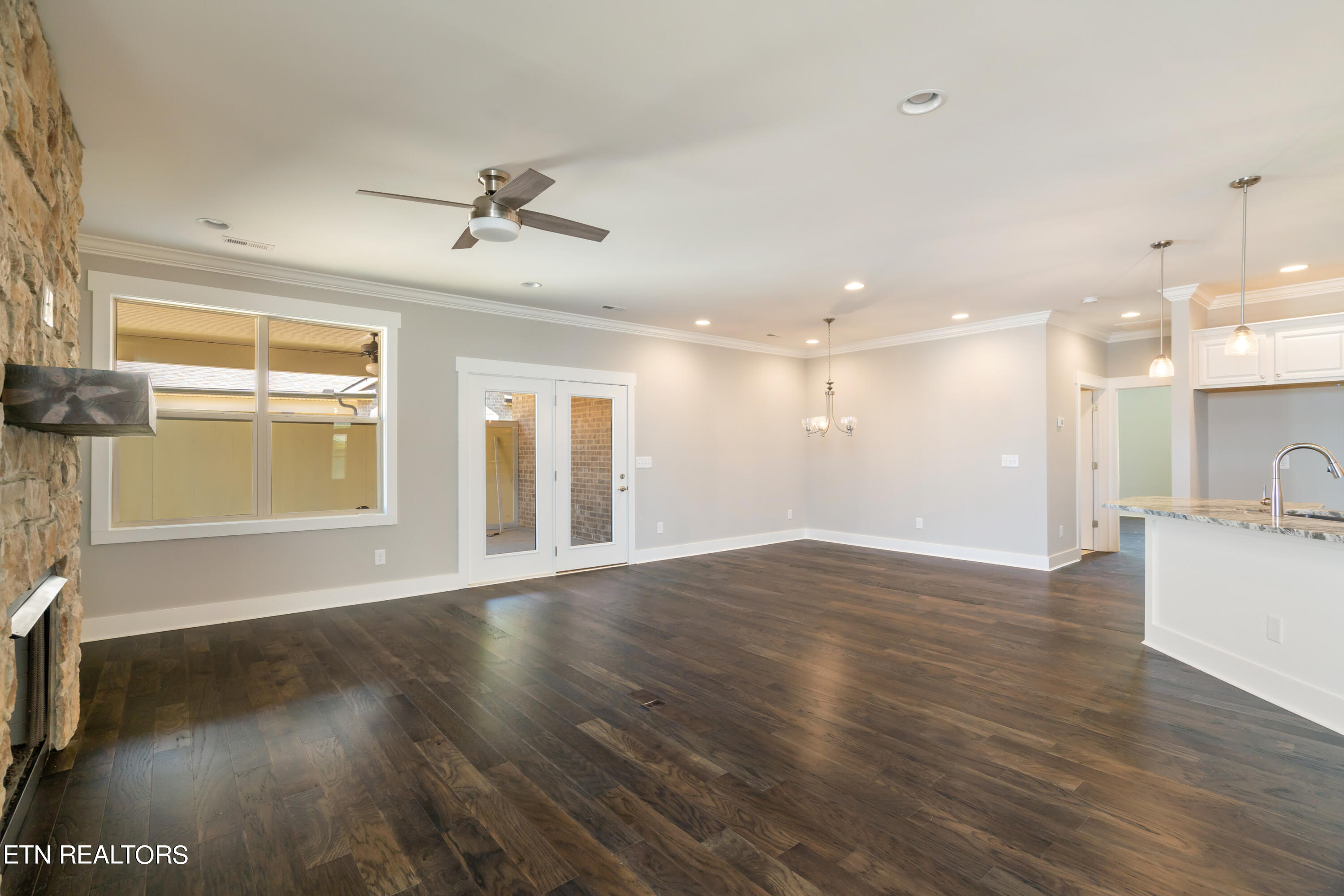 1554 Mountain Drive