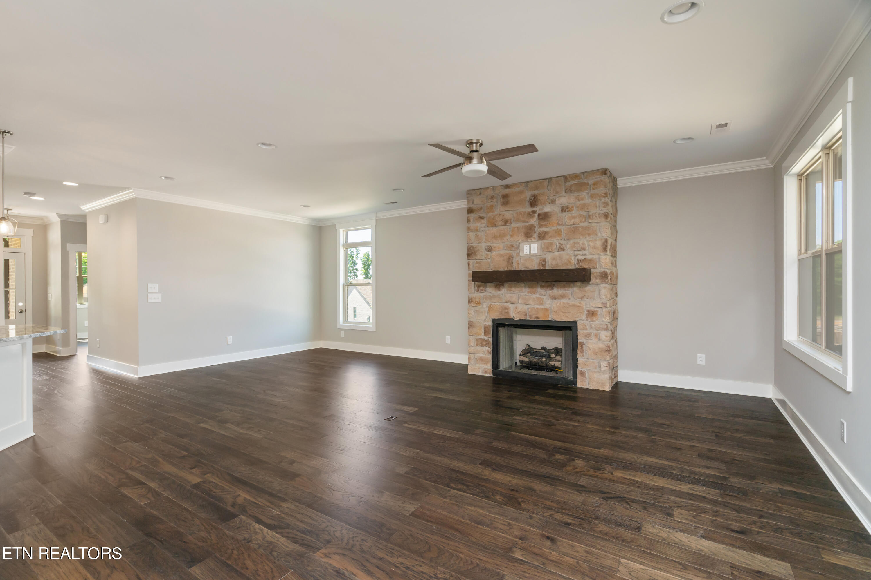 1554 Mountain Drive