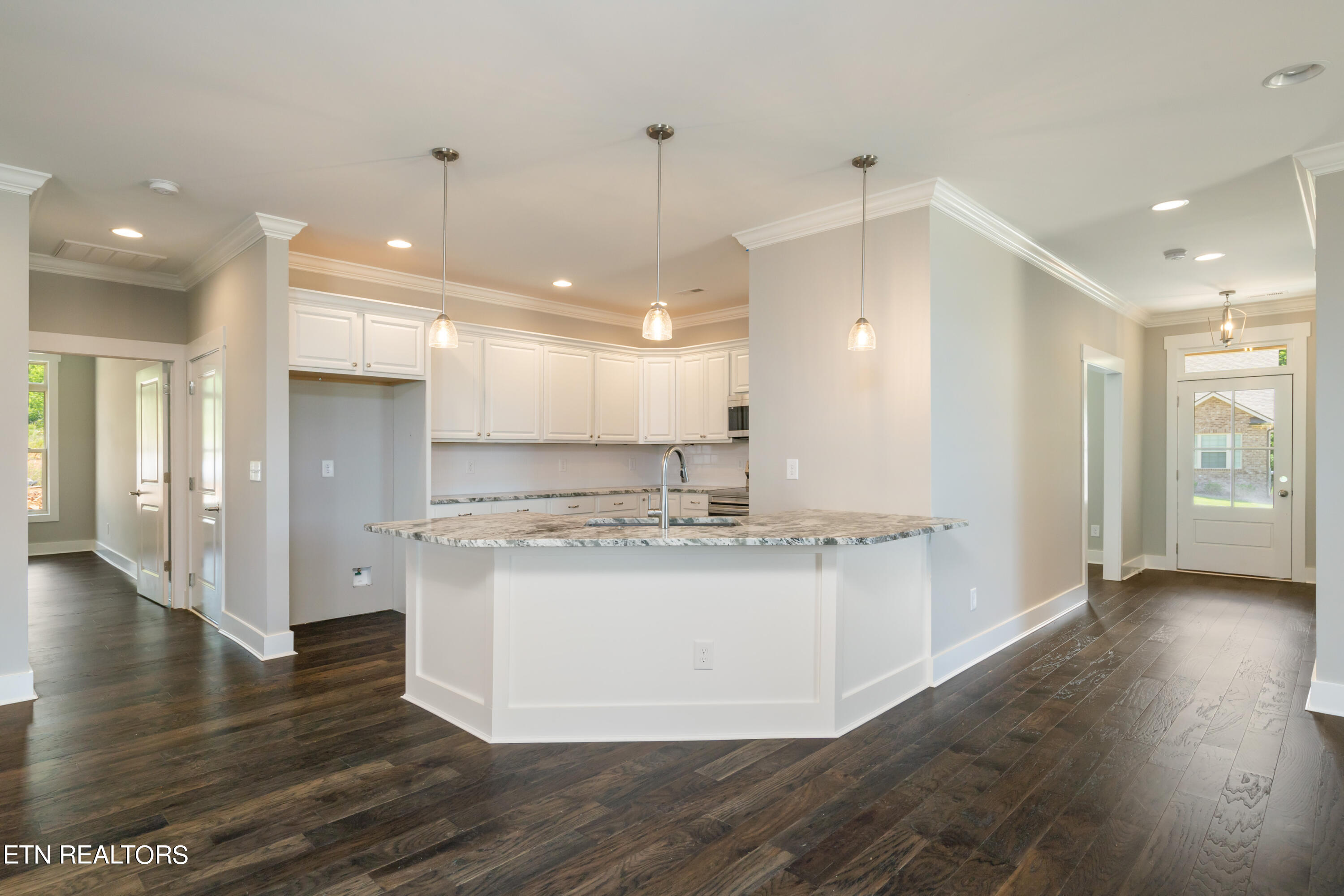 1554 Mountain Drive