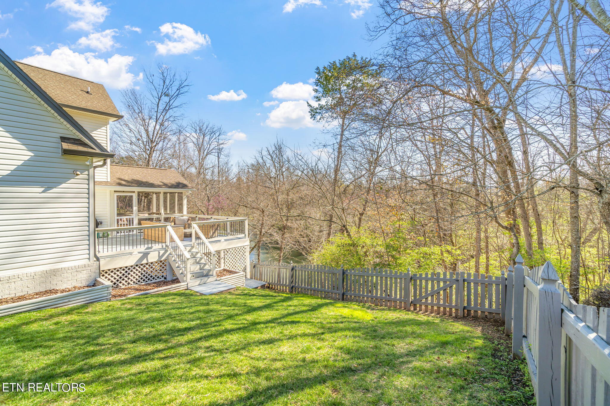 10300 Ivy Hollow Drive