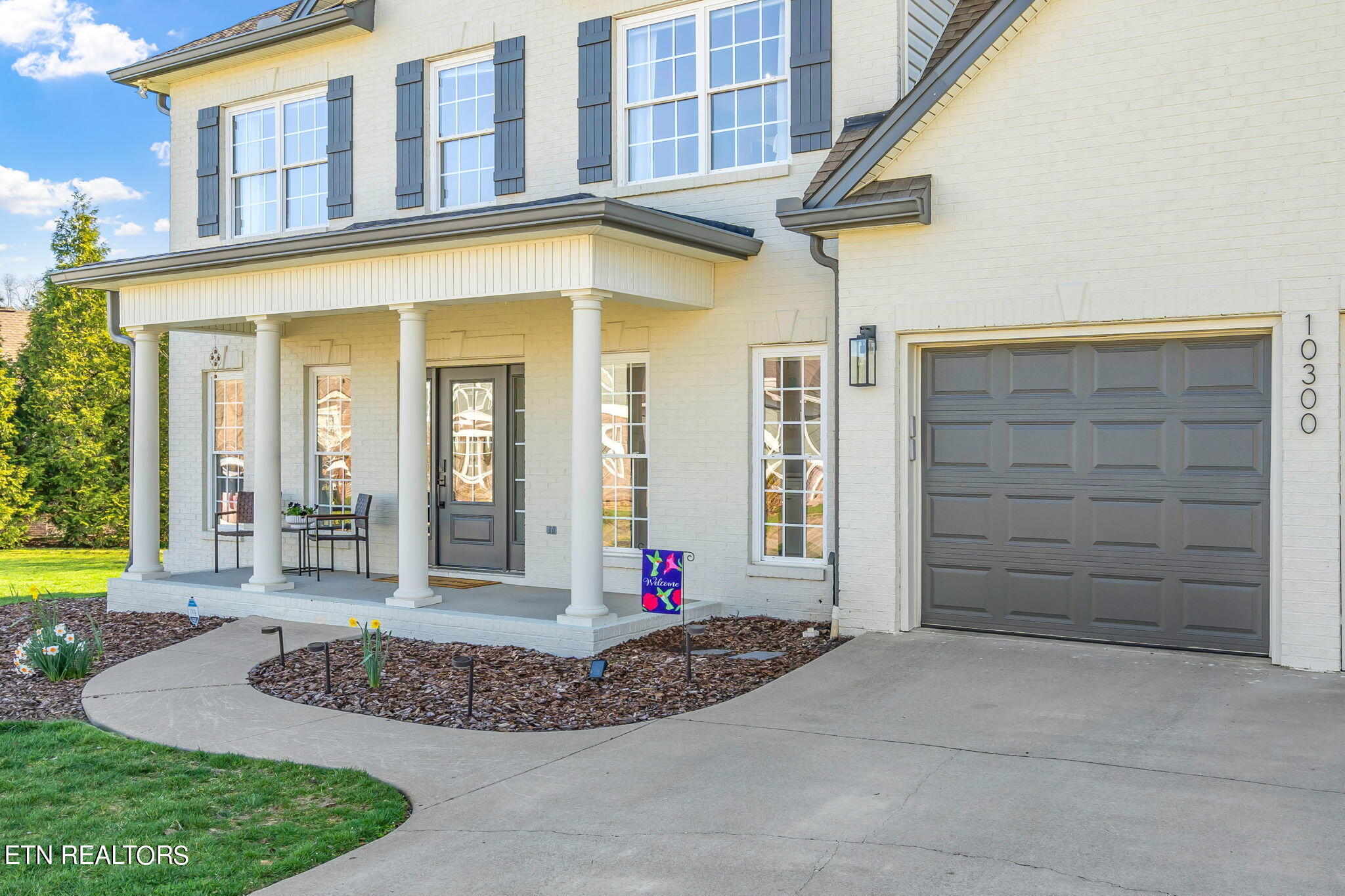 10300 Ivy Hollow Drive