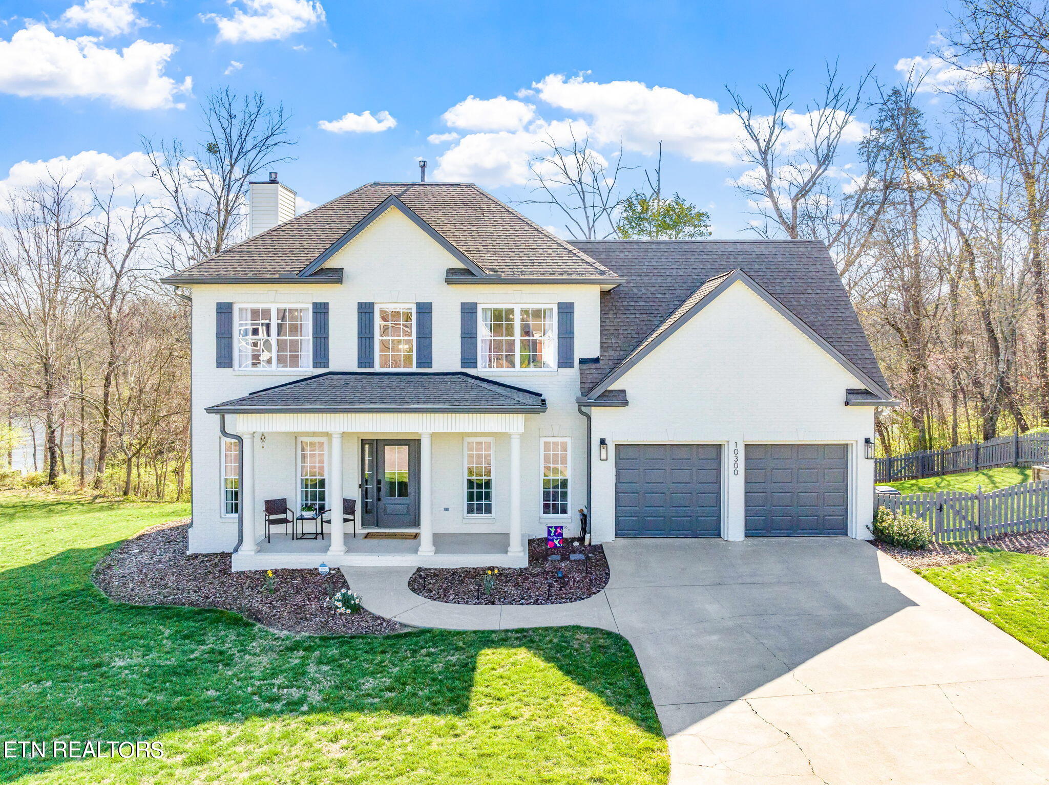 10300 Ivy Hollow Drive