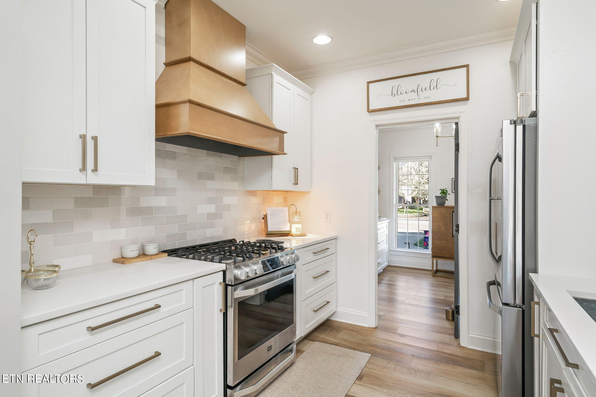 10300 Ivy Hollow Drive