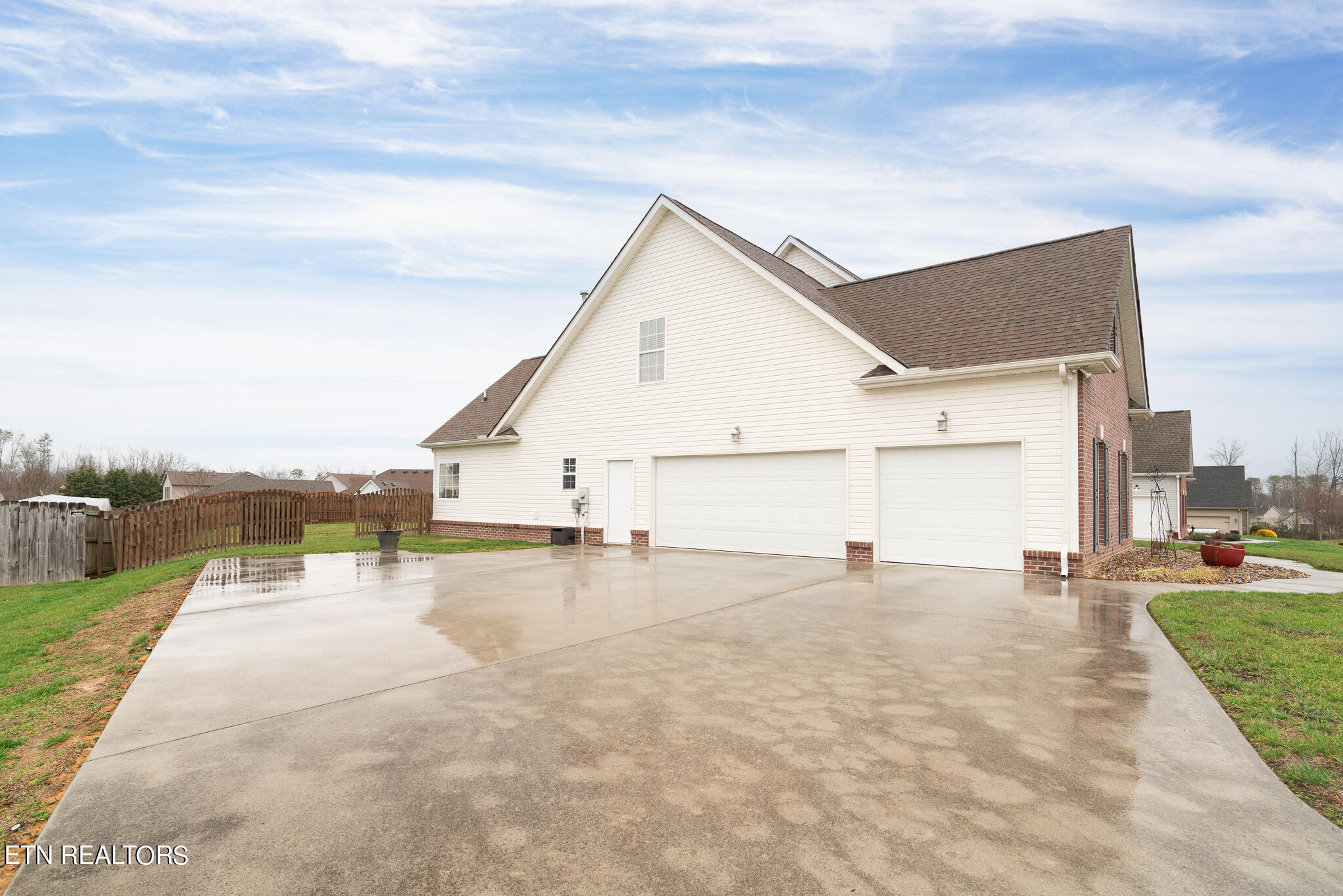 574 Granada Drive