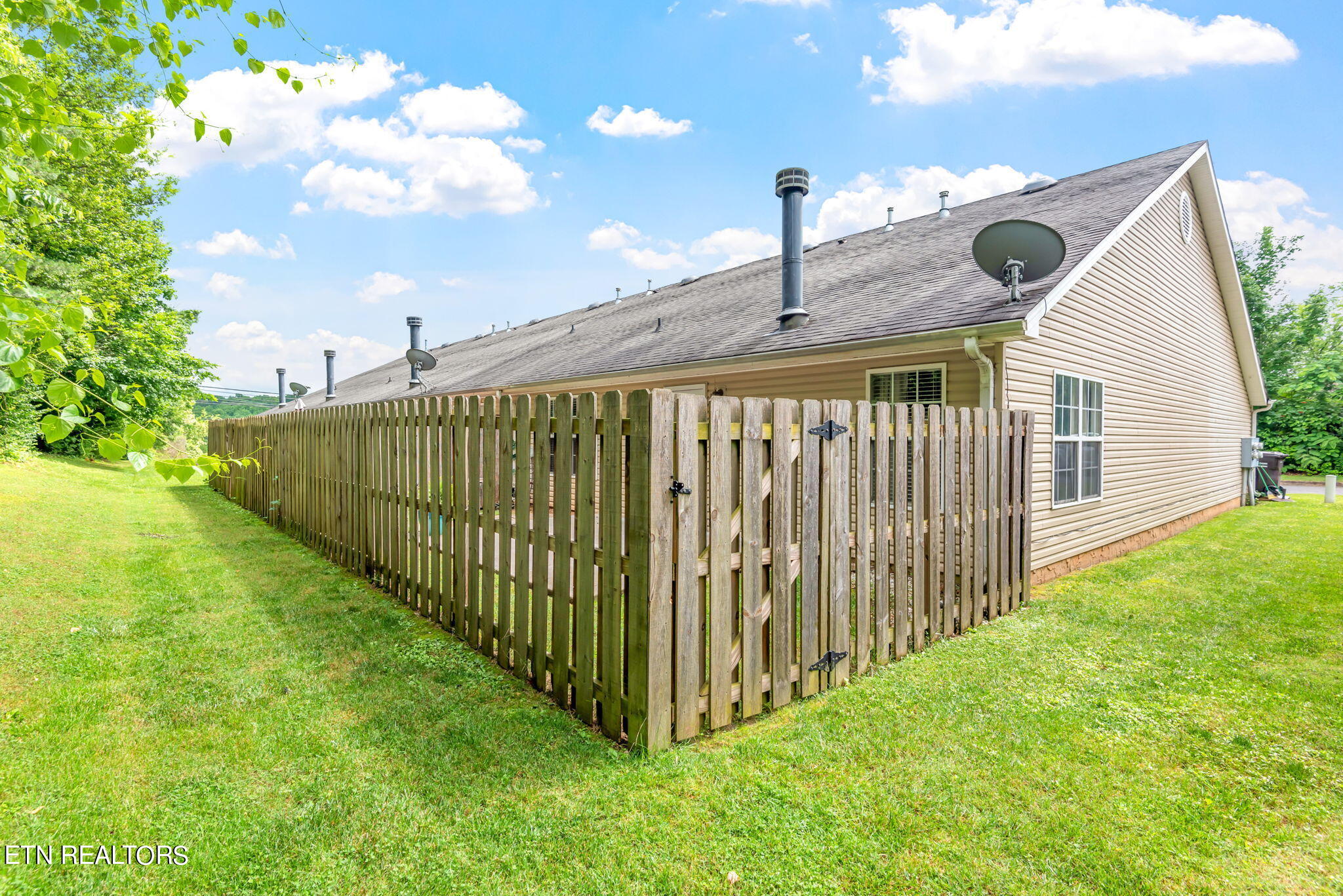 324 Silverhawk Way