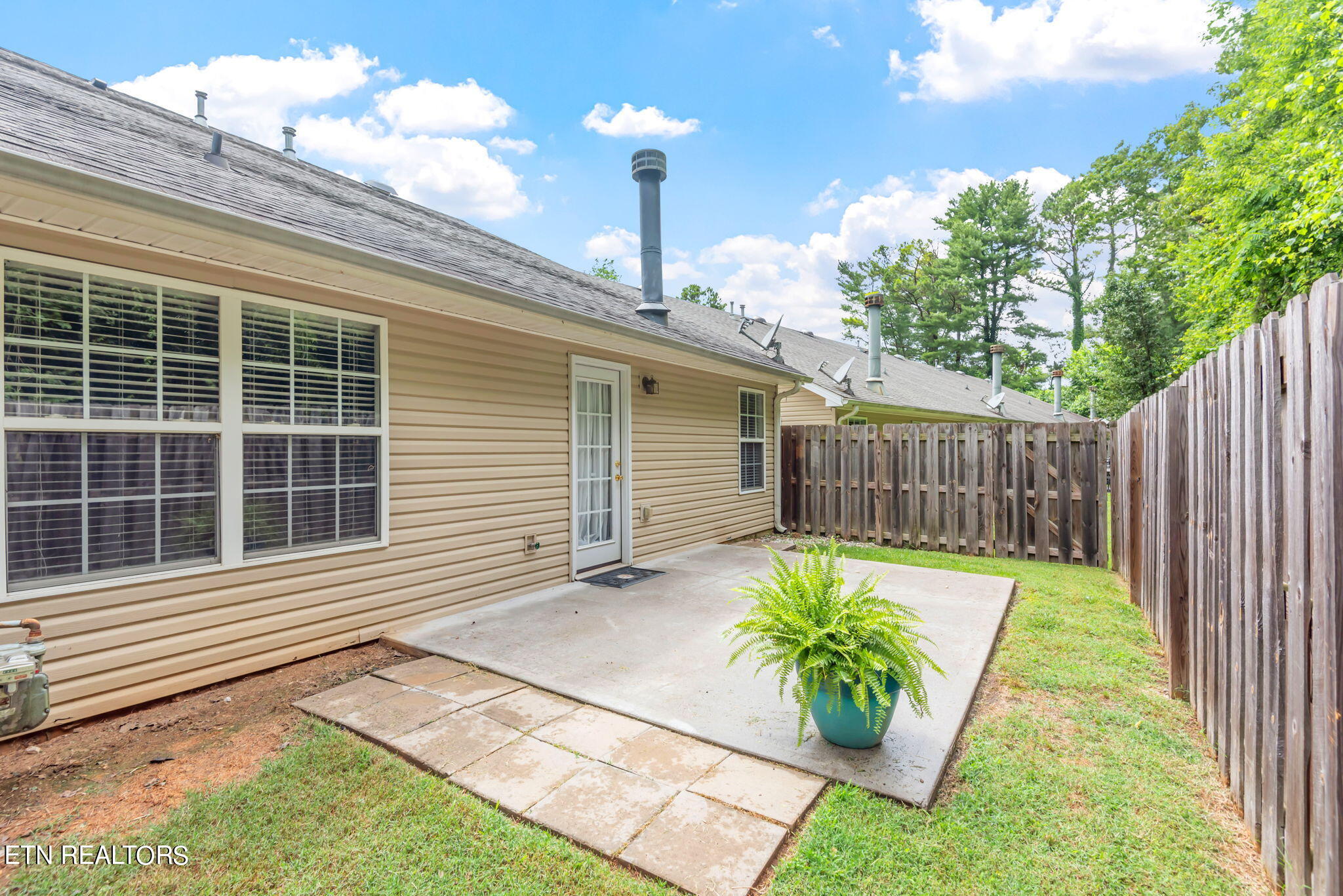 324 Silverhawk Way