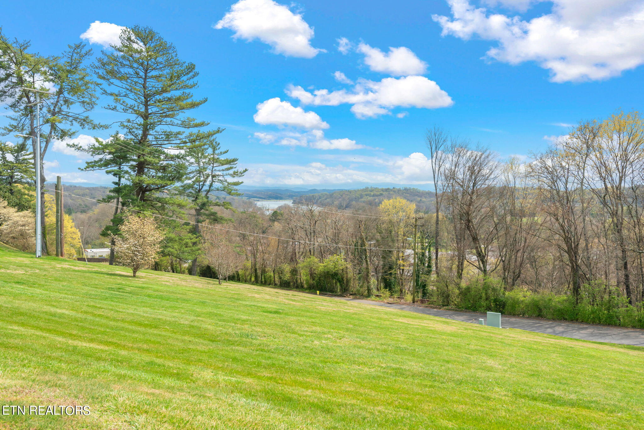 5709 Lyons View Pike, 1109