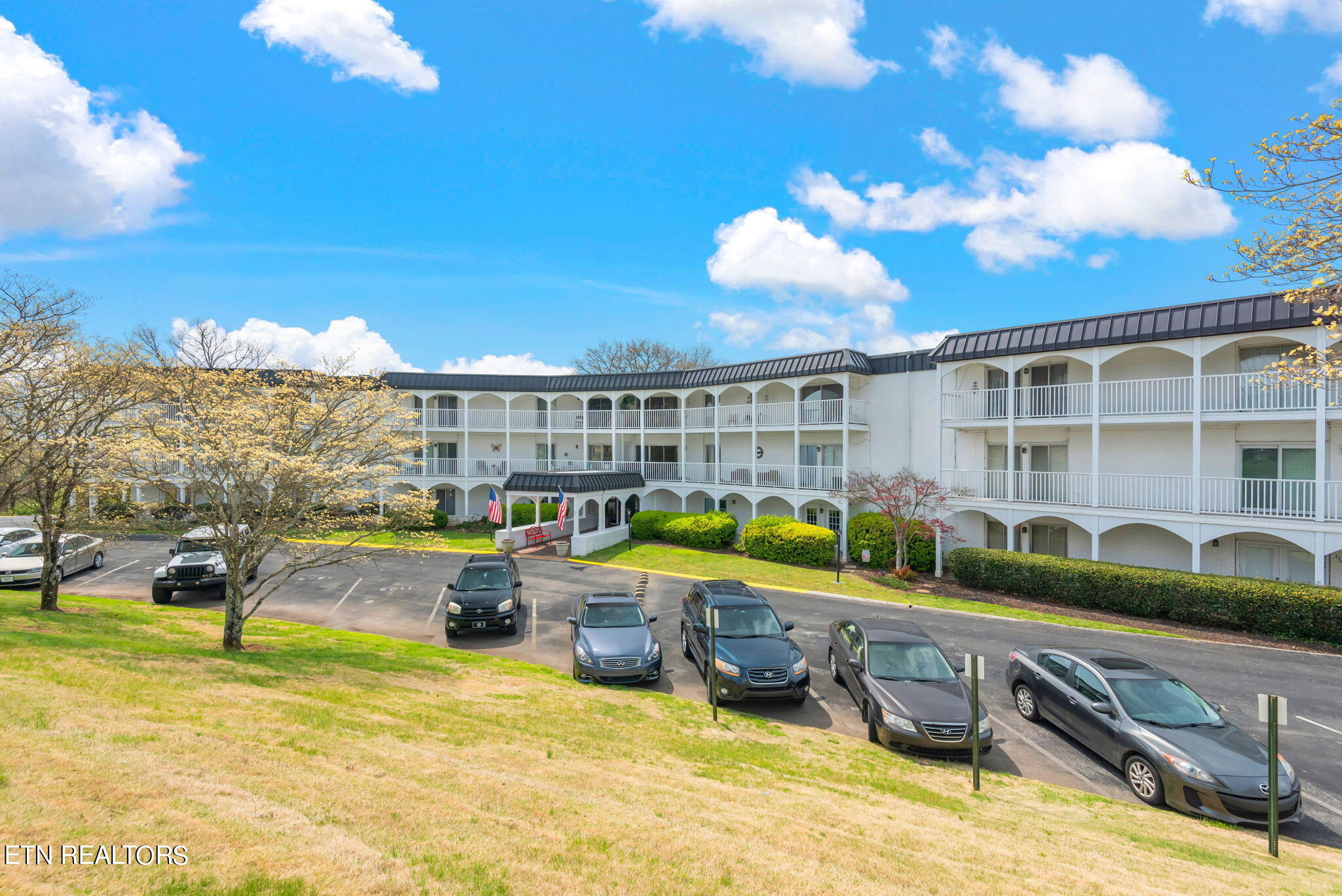 5709 Lyons View Pike, 1109