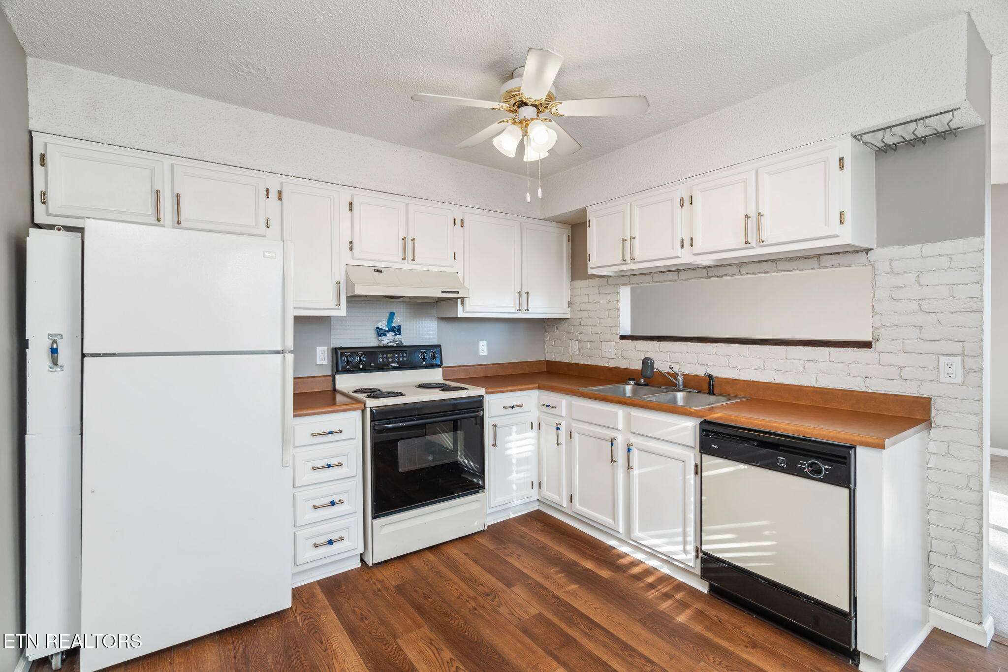 8600 Olde Colony Trail, 125