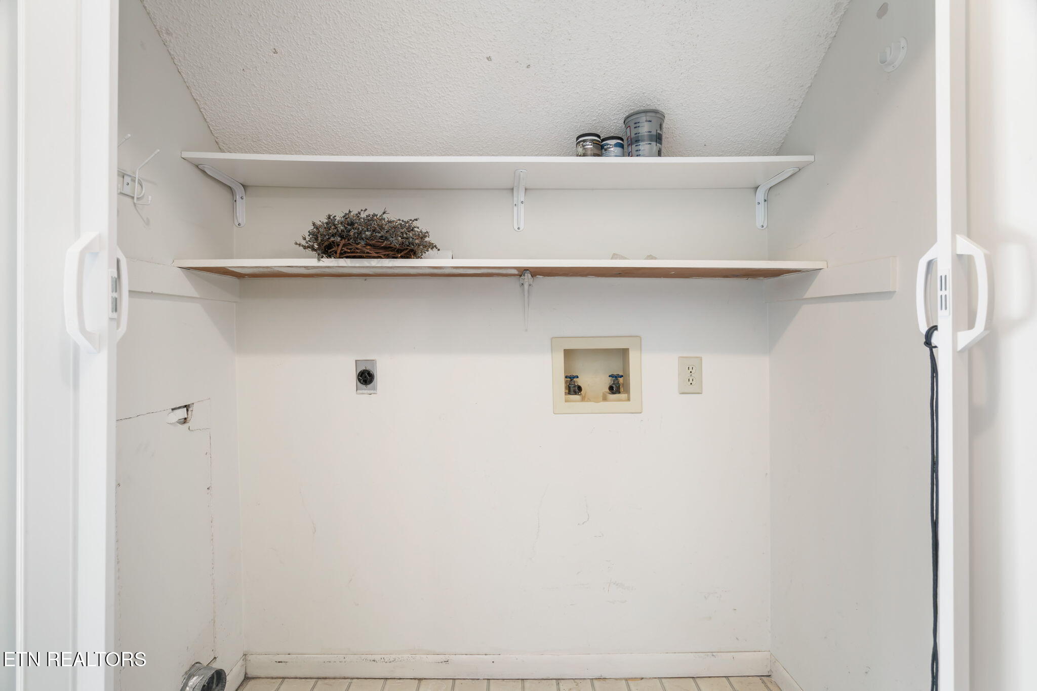 8600 Olde Colony Trail, 125