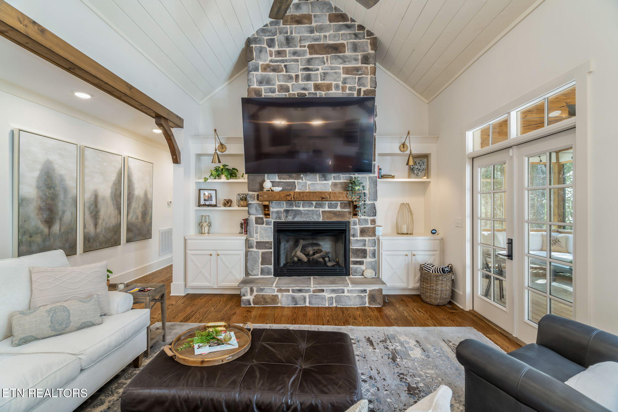 2576 Stock Creek Rd