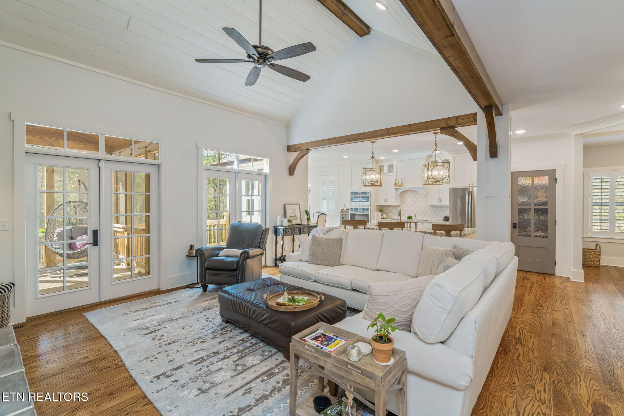 2576 Stock Creek Rd