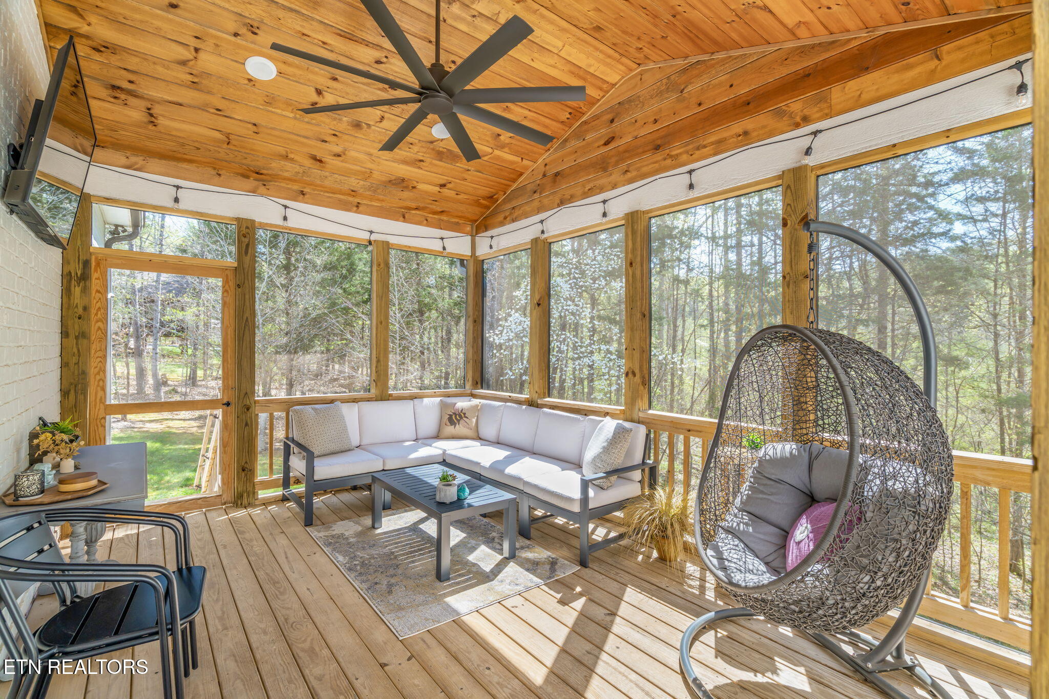 2576 Stock Creek Rd