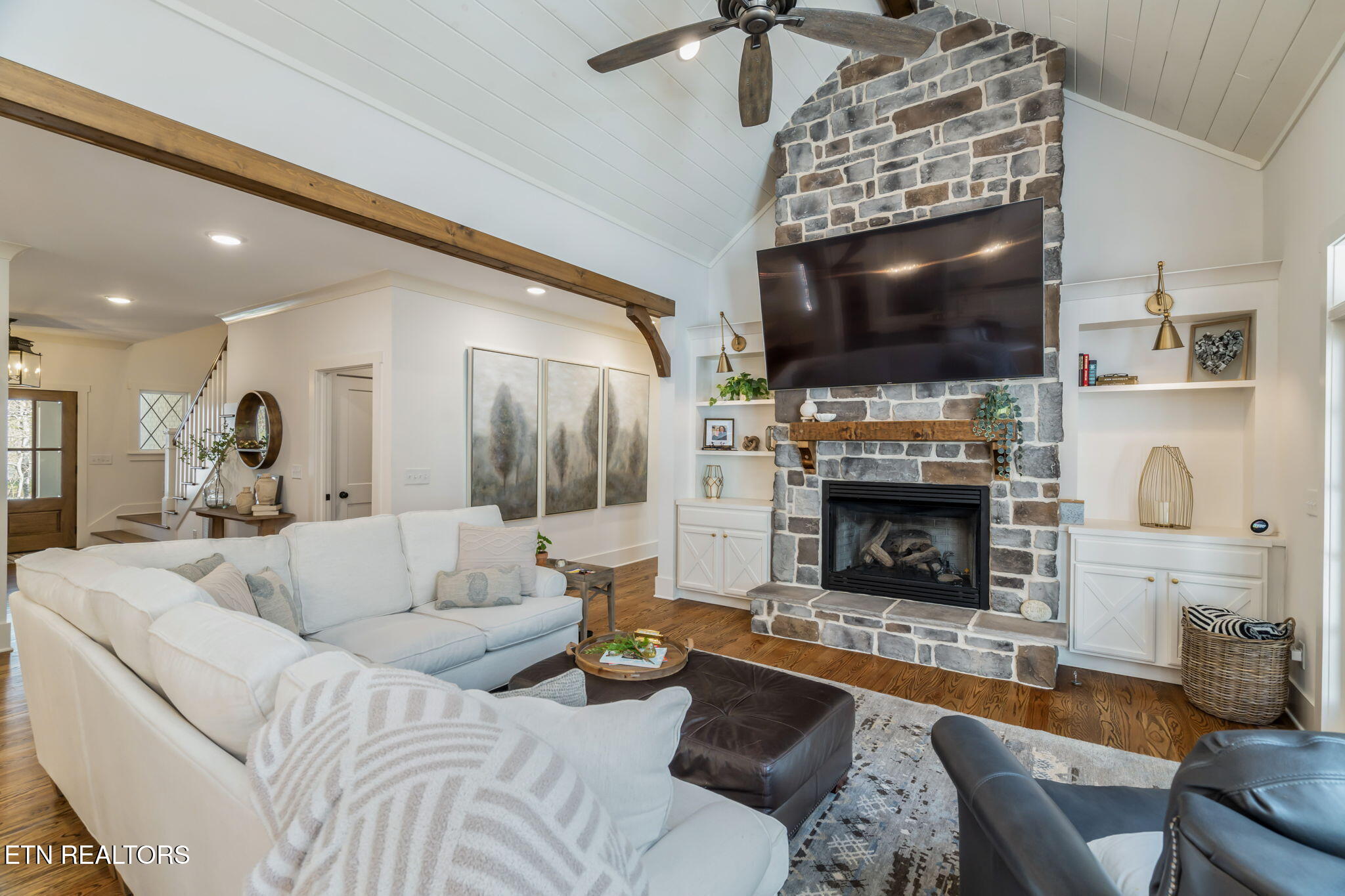 2576 Stock Creek Rd