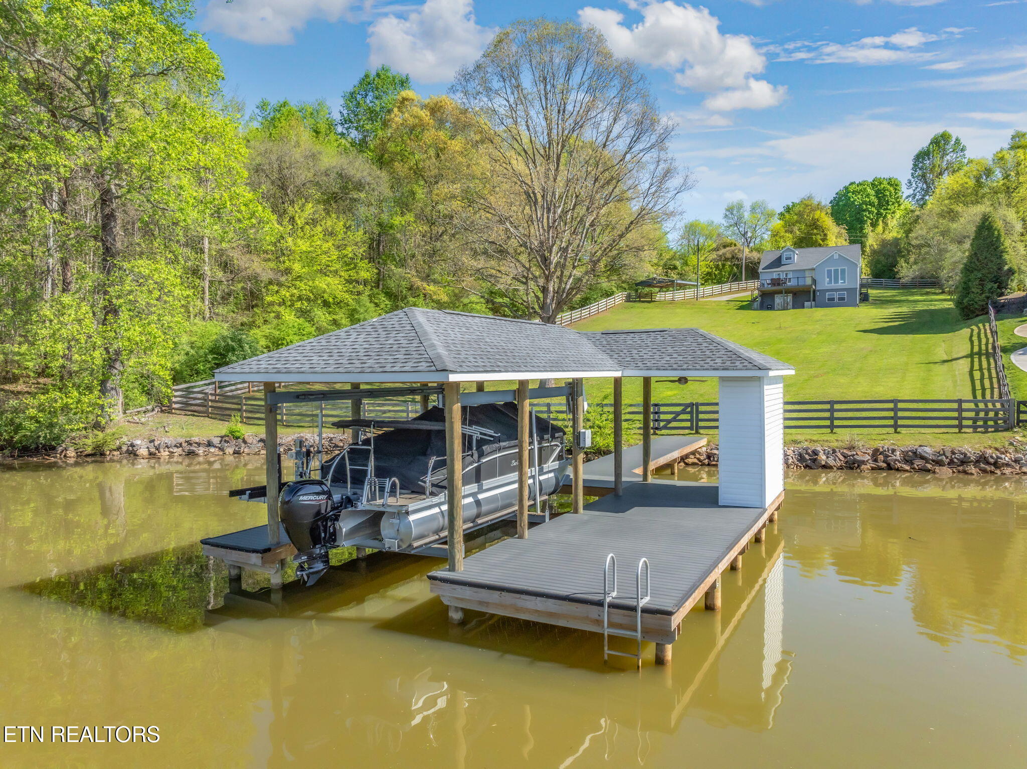 3105 Louisville Rd