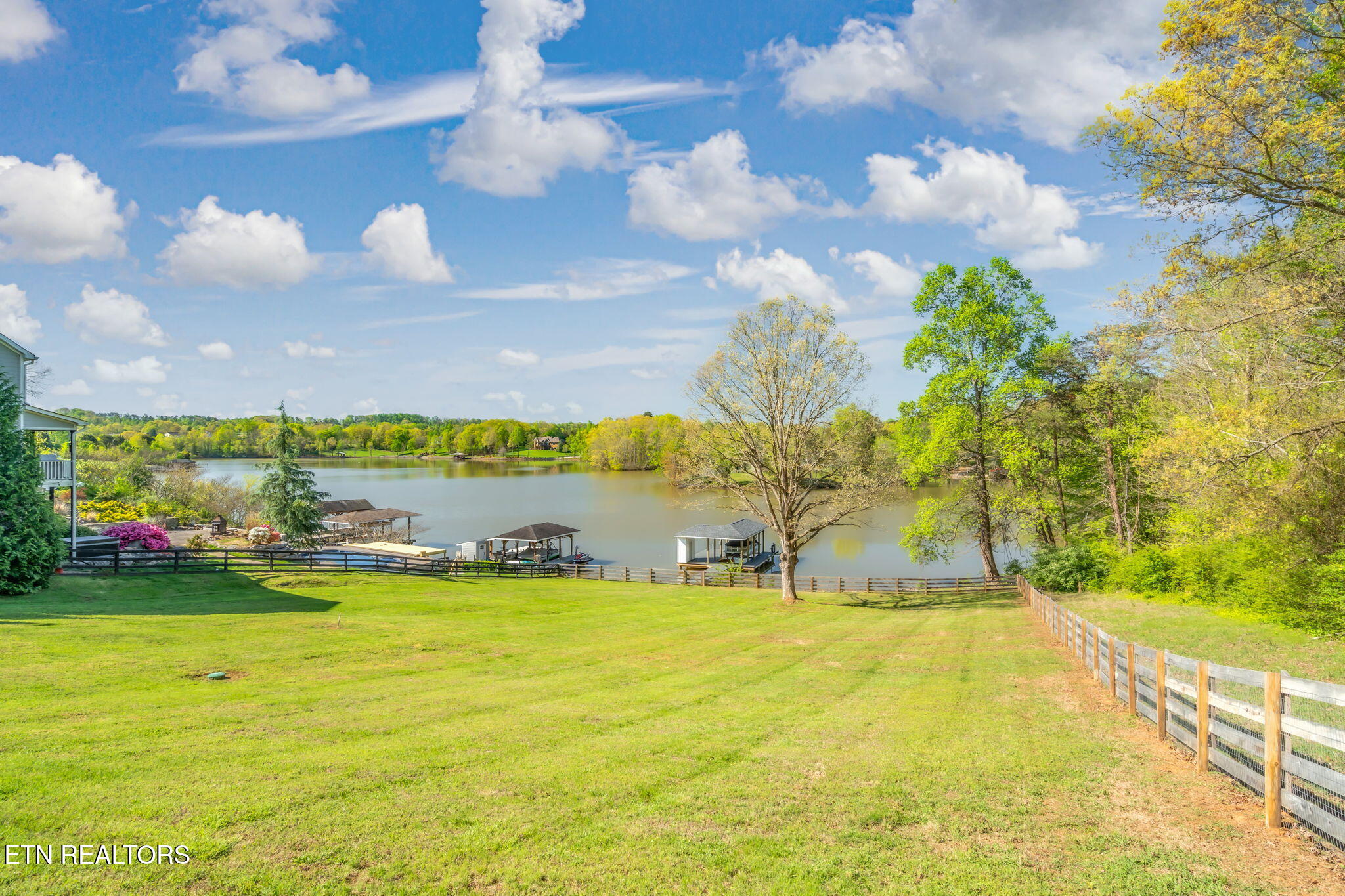 3105 Louisville Rd