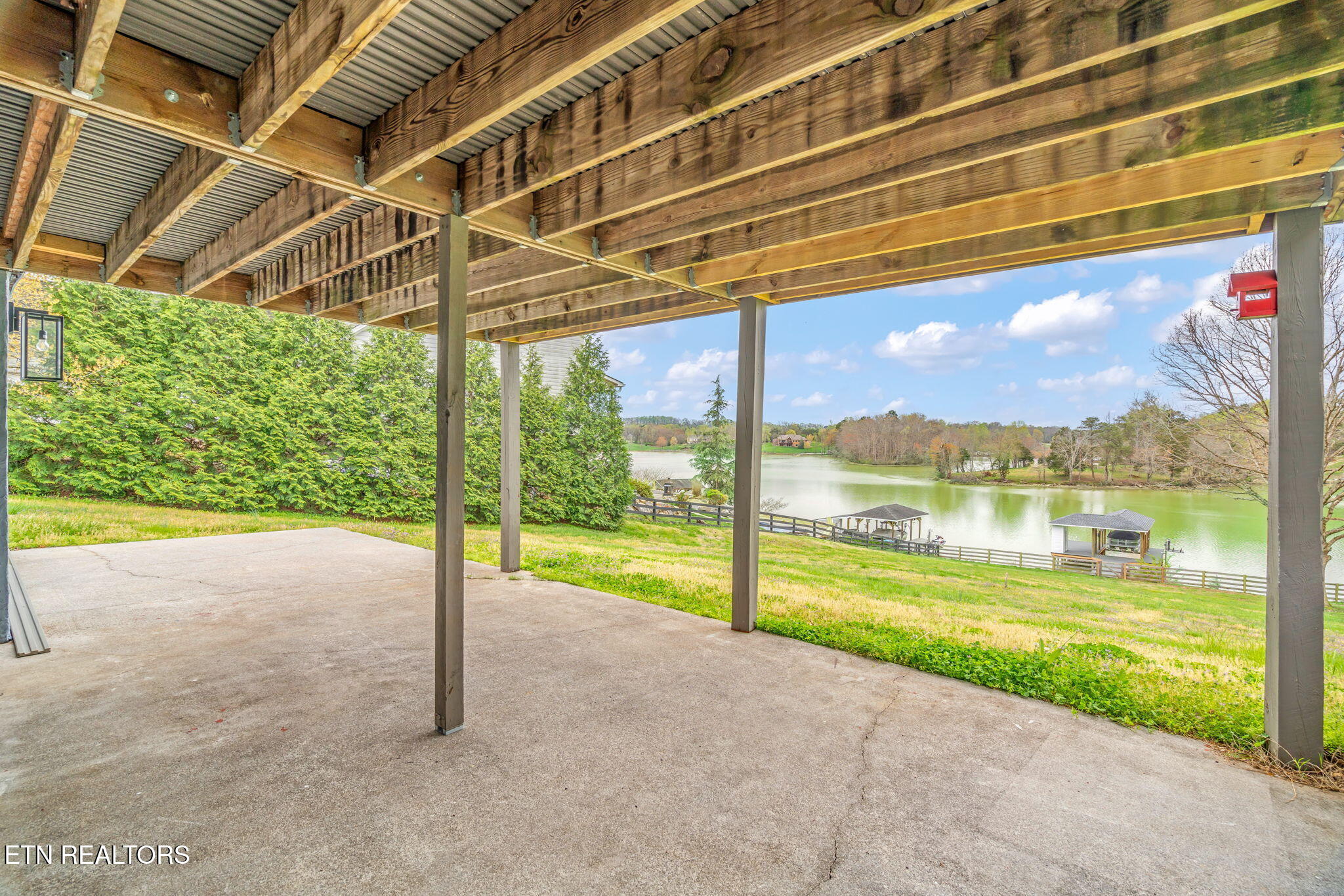 3105 Louisville Rd