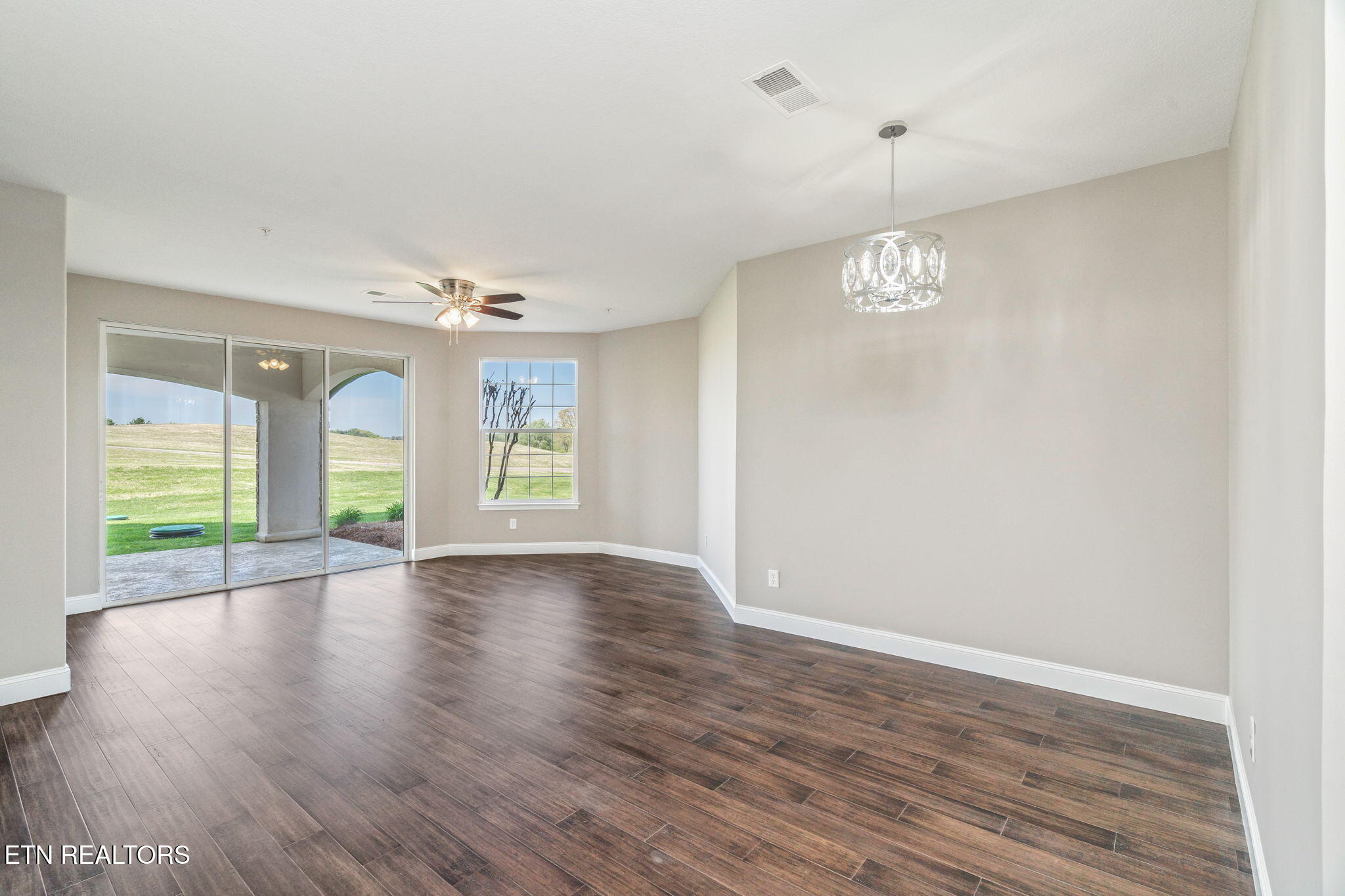 535 Rarity Bay Pkwy, 106