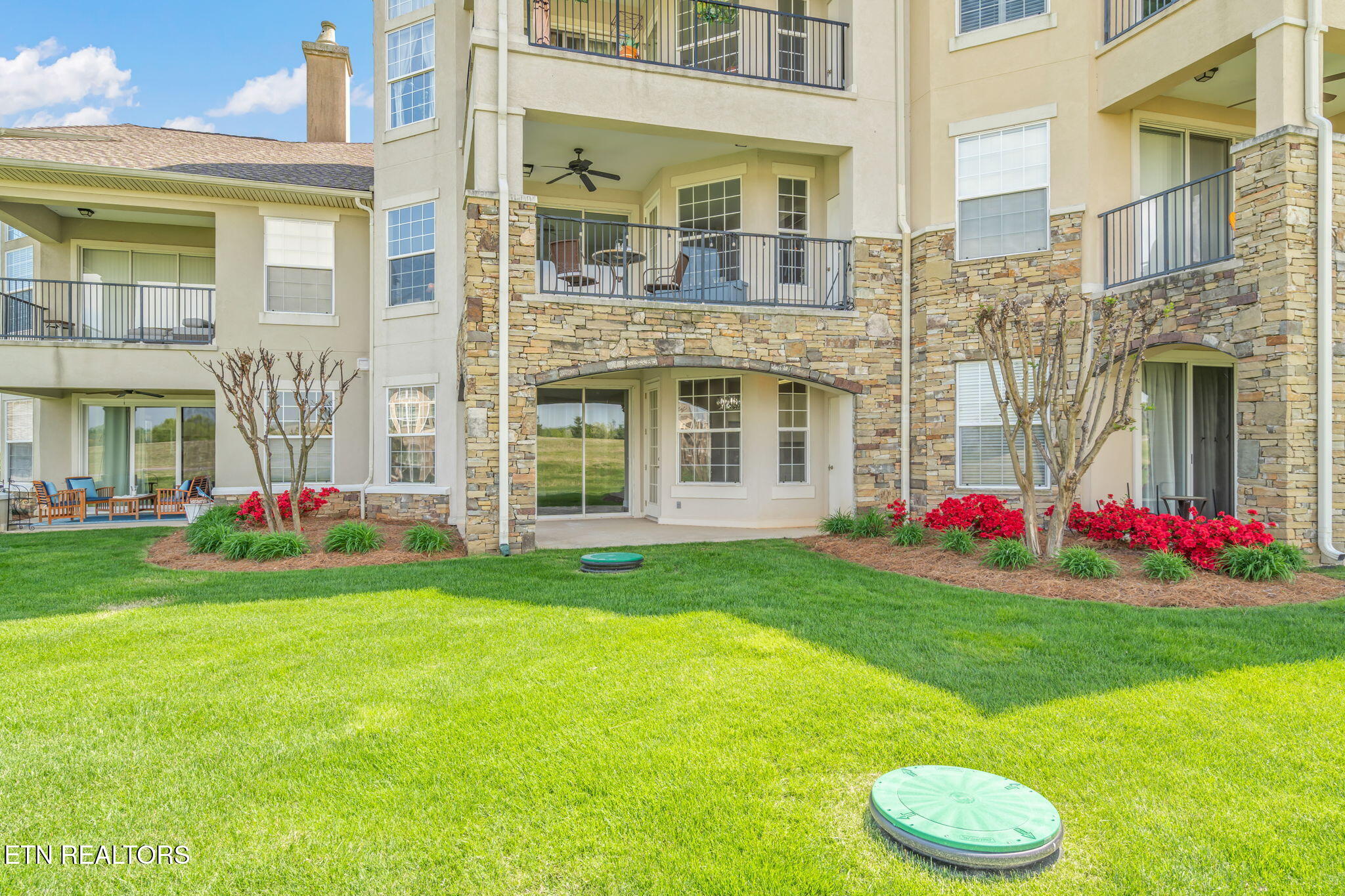 535 Rarity Bay Pkwy, 106