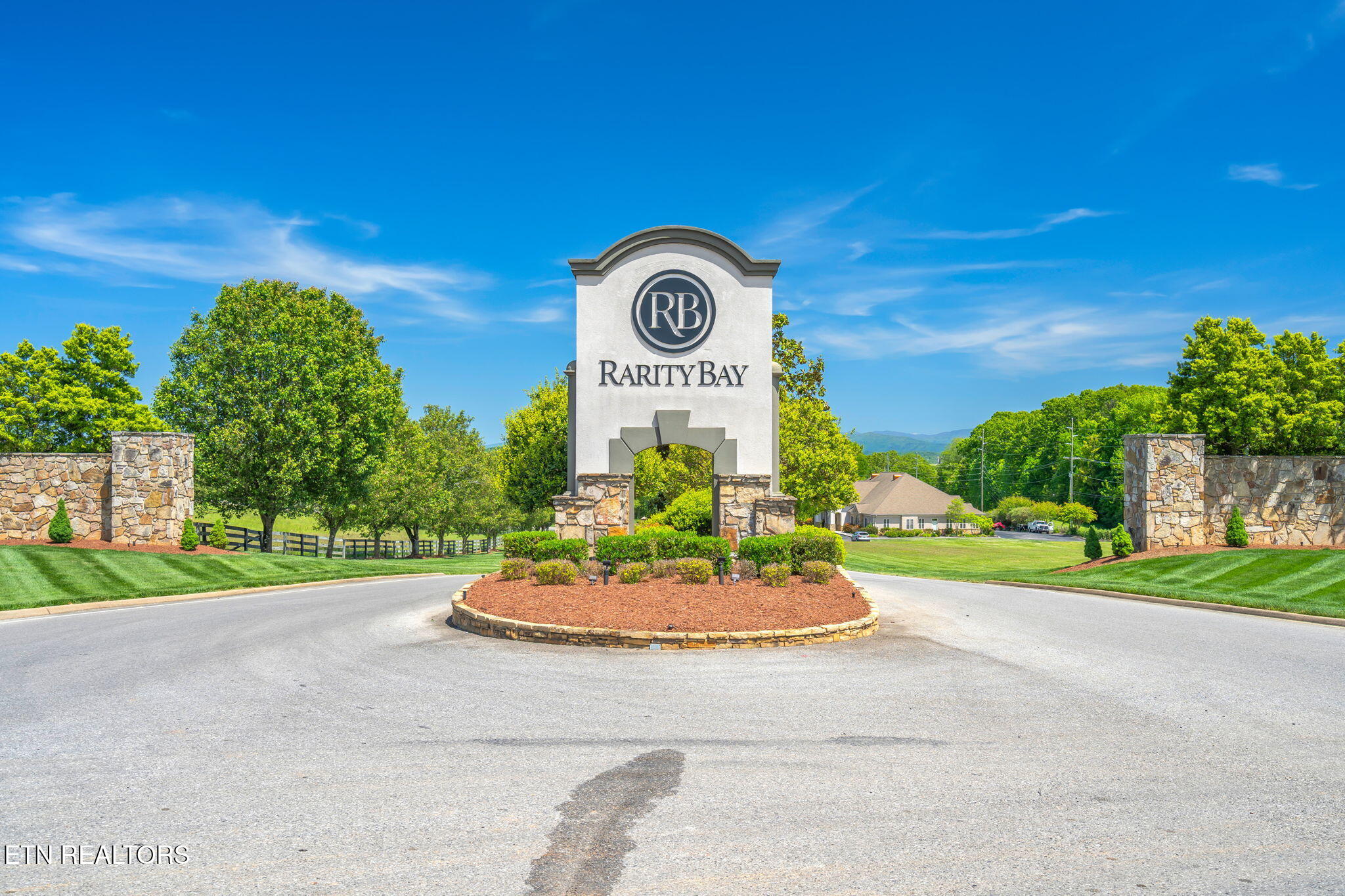 535 Rarity Bay Pkwy, 106