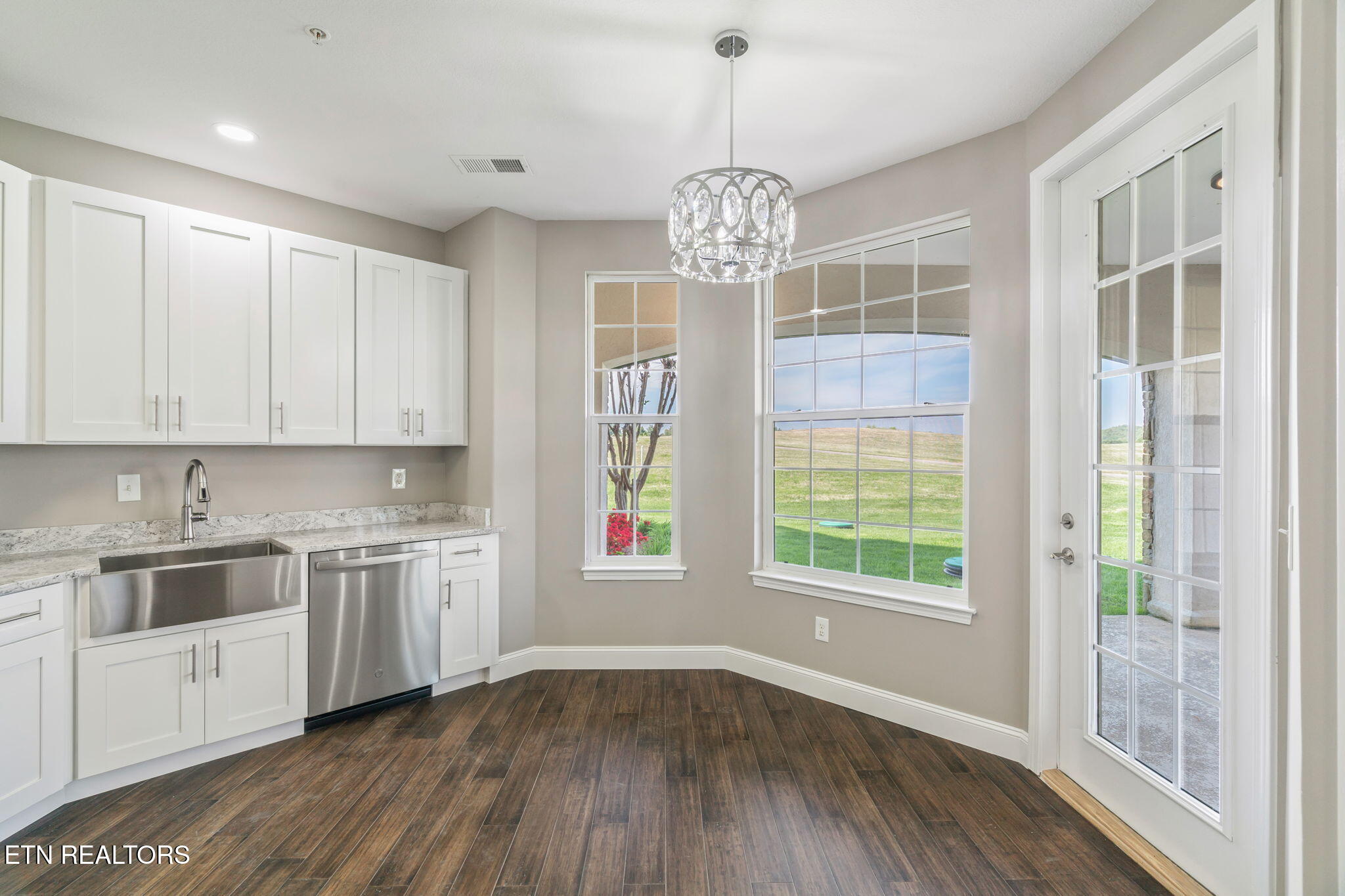 535 Rarity Bay Pkwy, 106