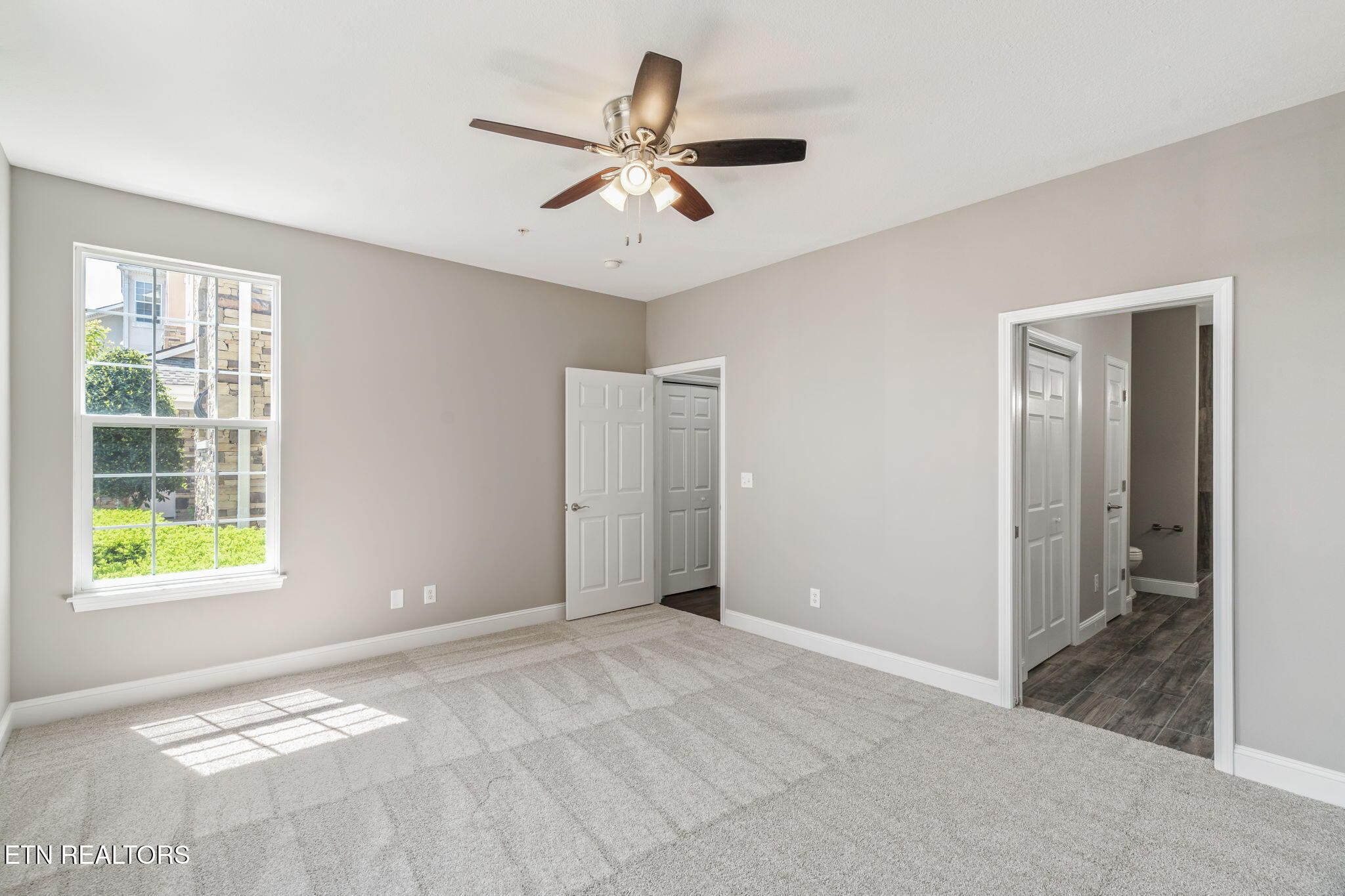 535 Rarity Bay Pkwy, 106