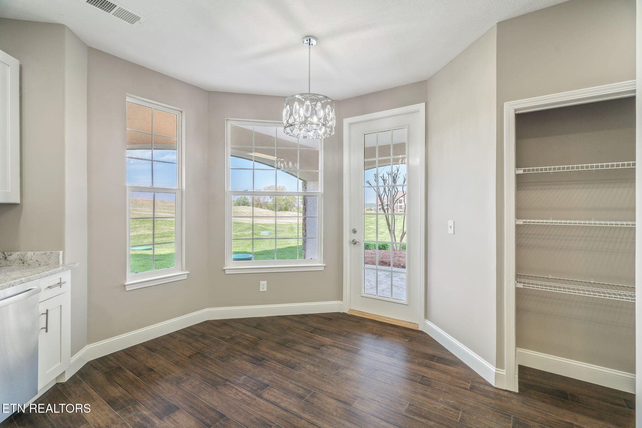 535 Rarity Bay Pkwy, 106