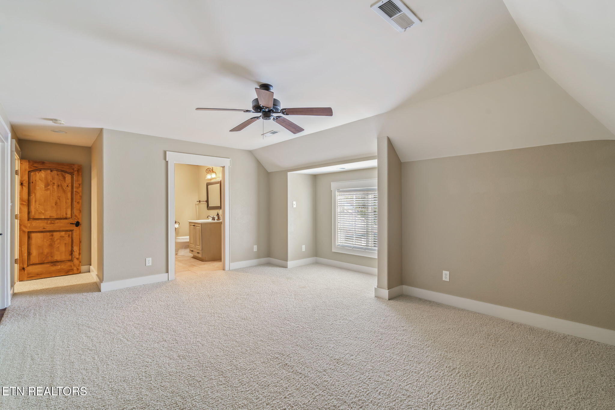 6435 Cobblecreek Way