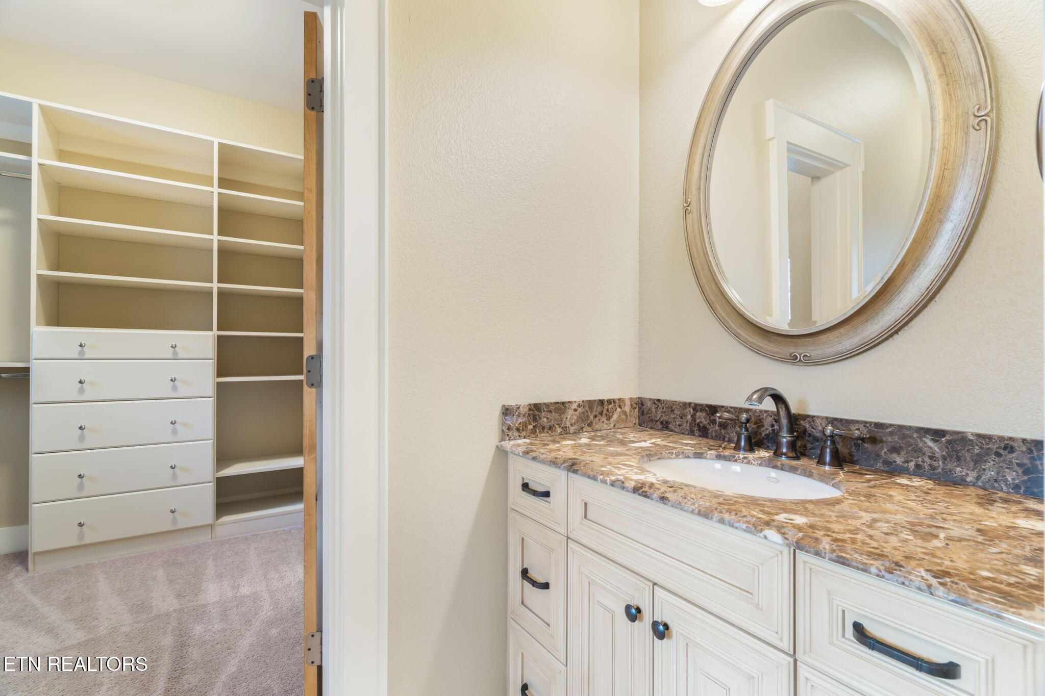 6435 Cobblecreek Way