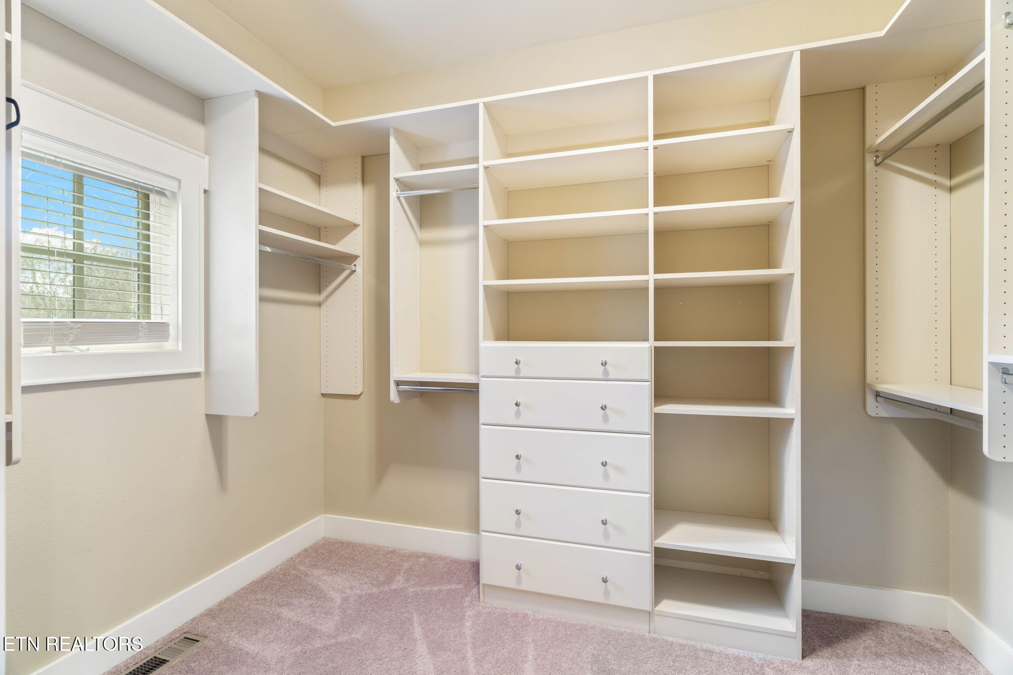 6435 Cobblecreek Way