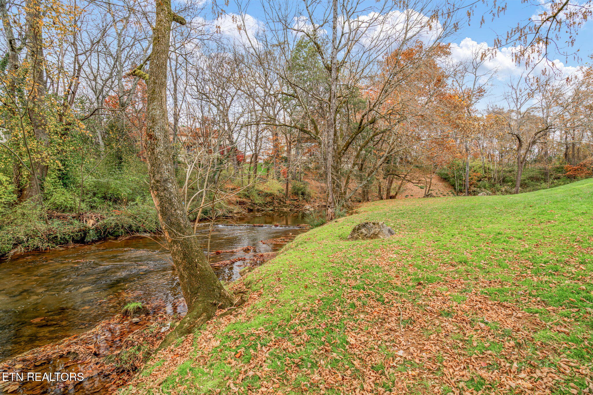 6435 Cobblecreek Way