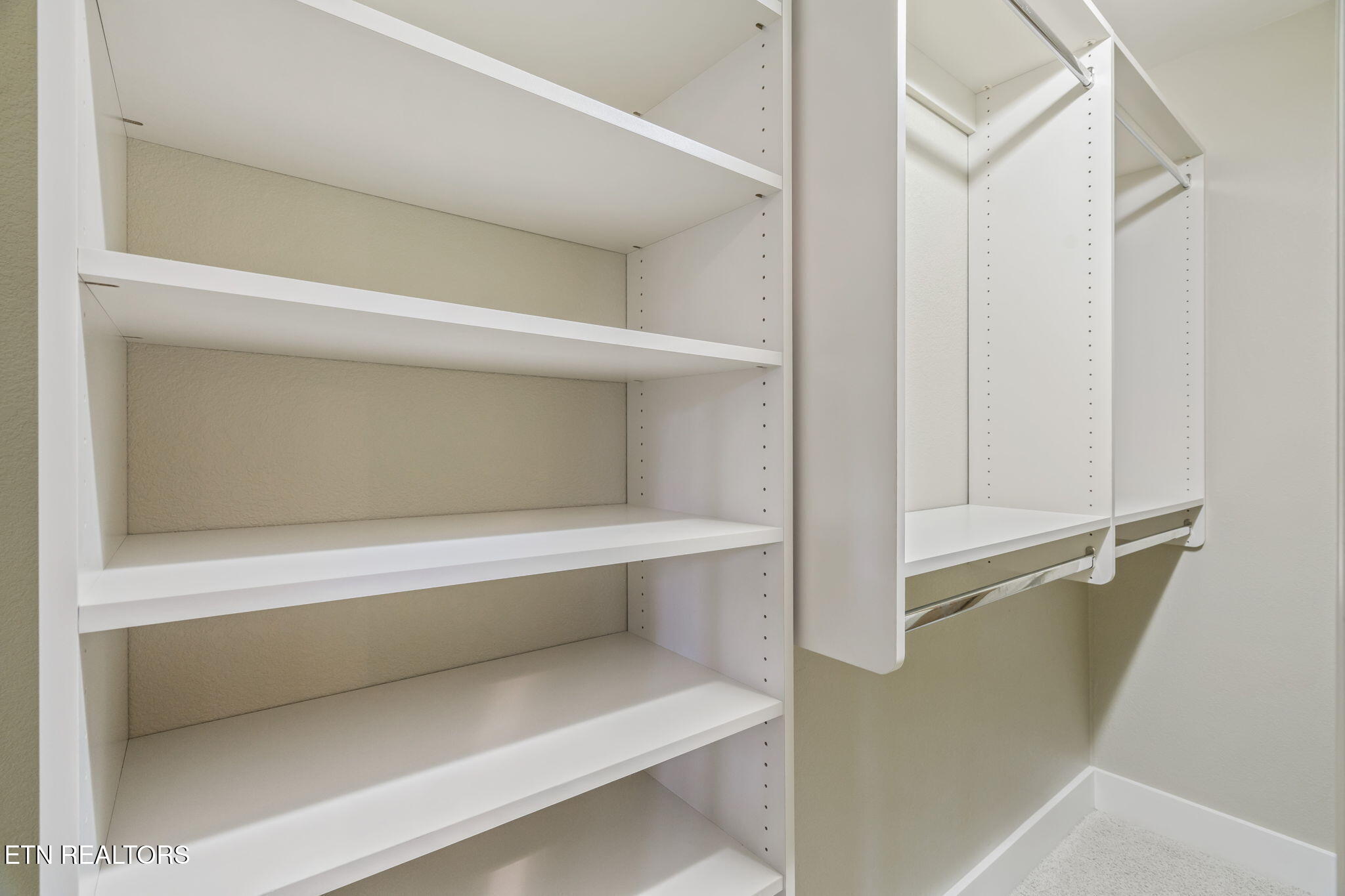6435 Cobblecreek Way