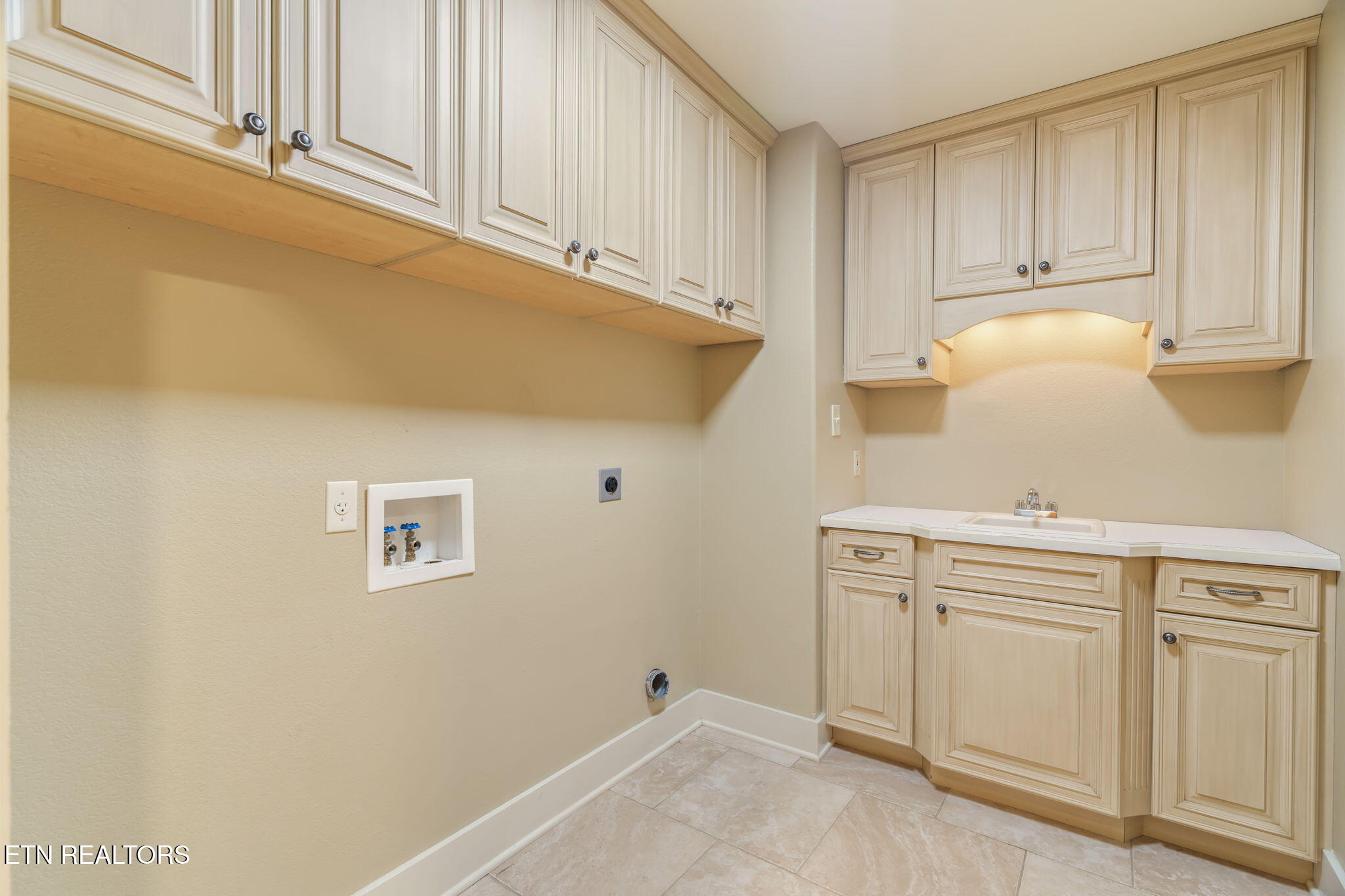6435 Cobblecreek Way