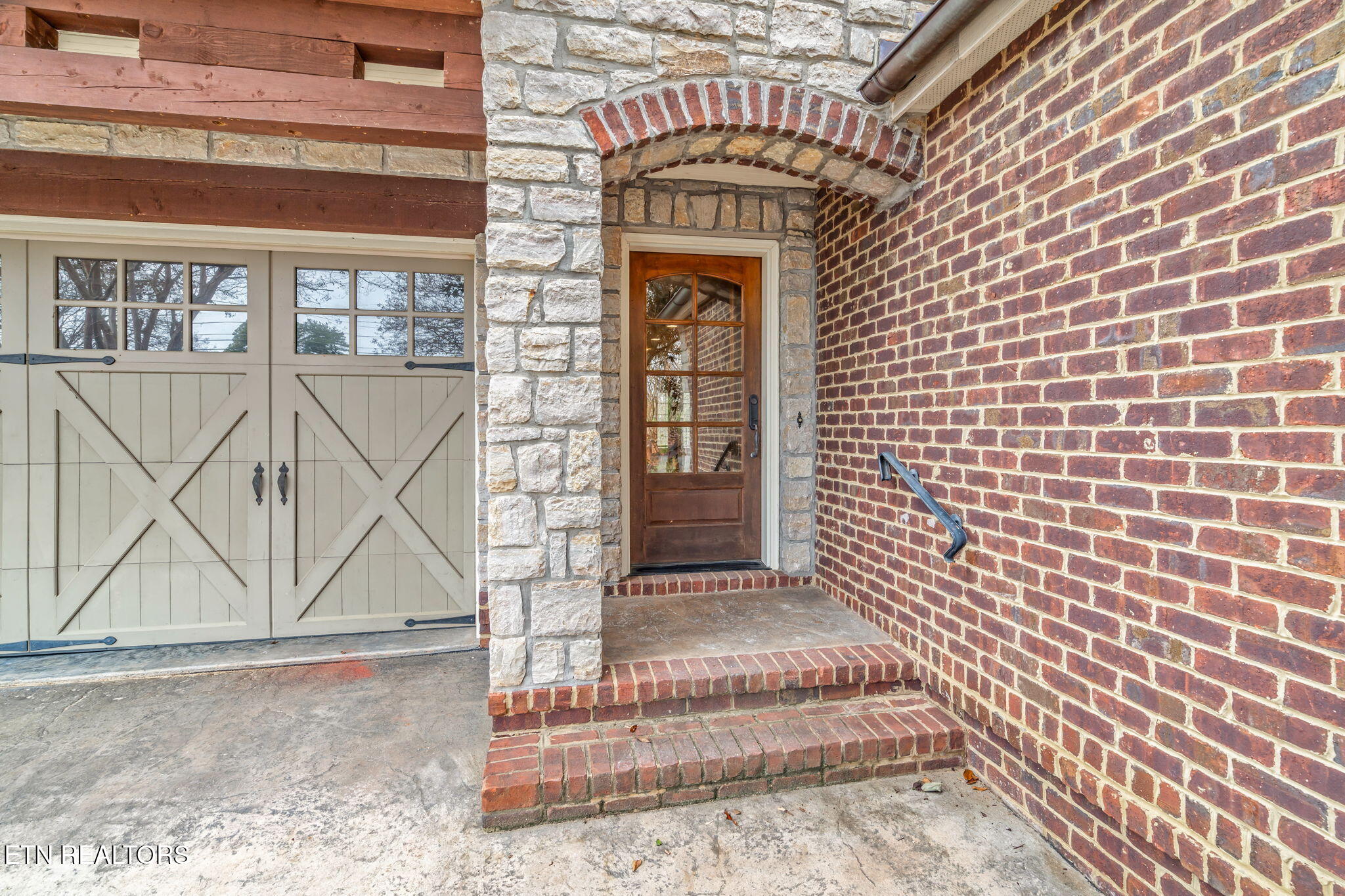 6435 Cobblecreek Way