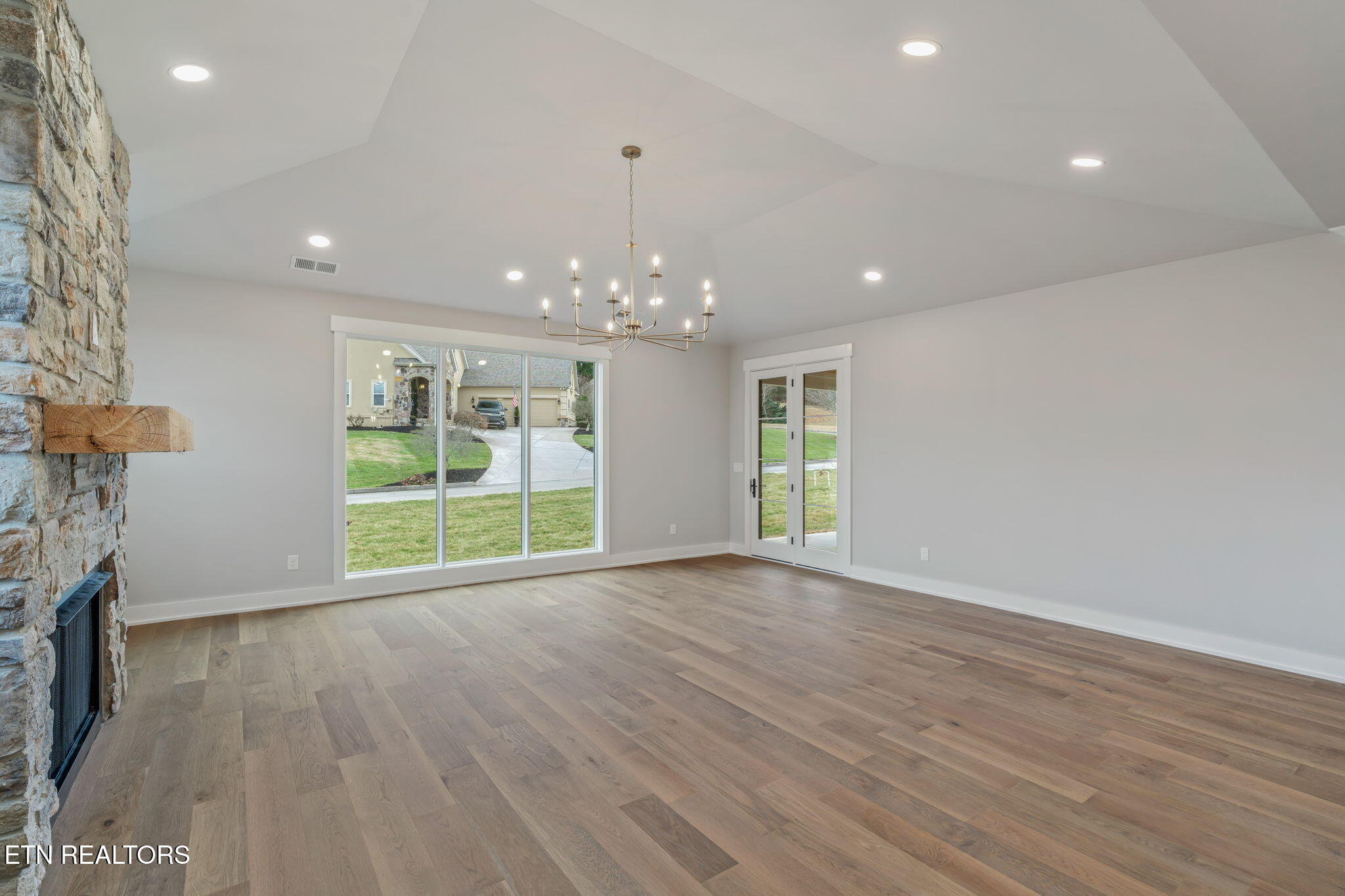204 Goldcrest Drive
