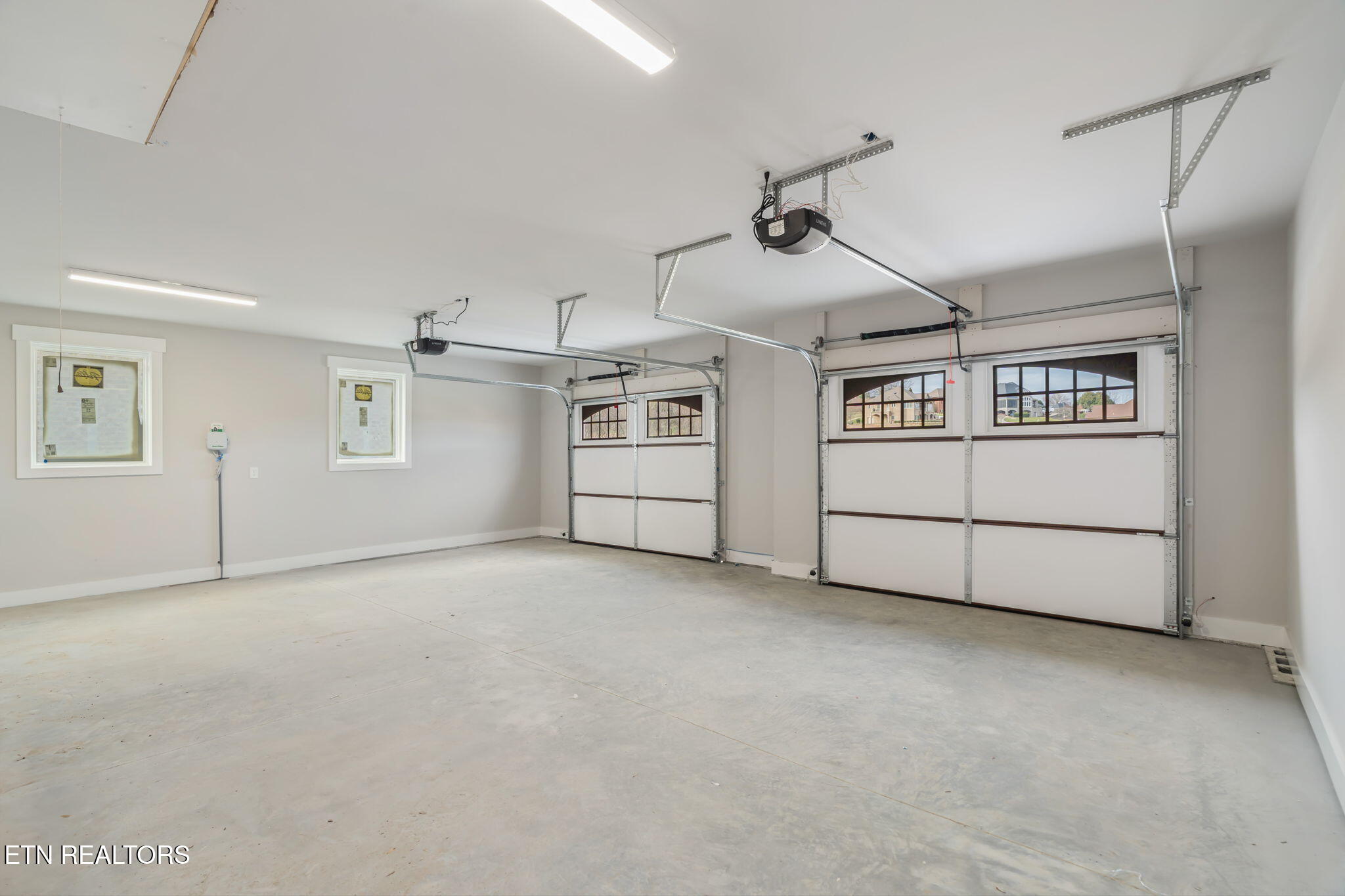 204 Goldcrest Drive