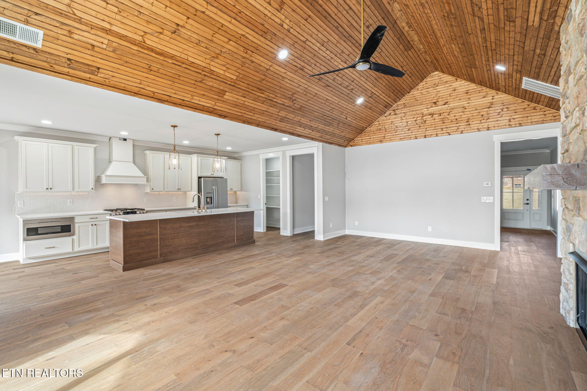 200 Goldcrest Drive