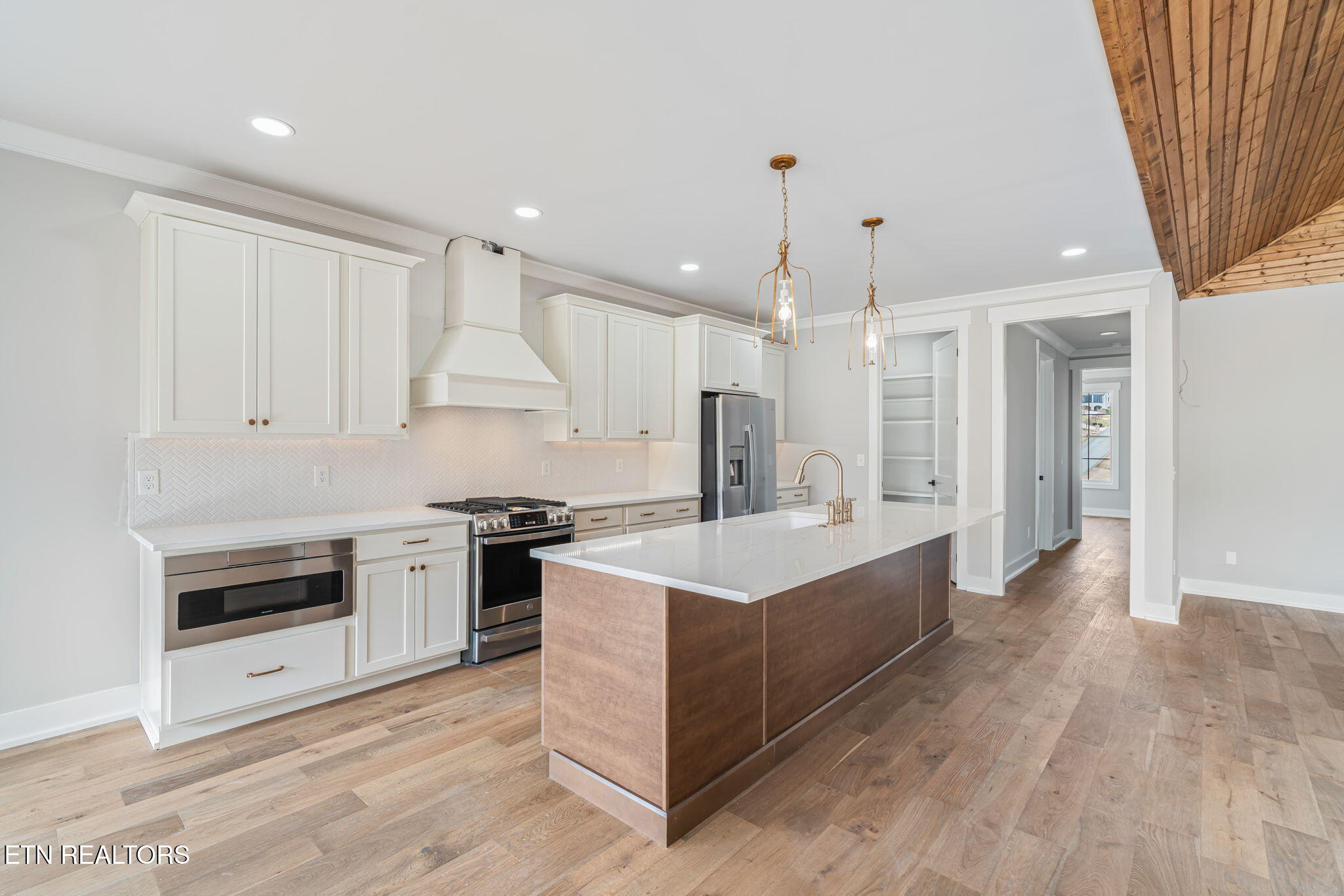 200 Goldcrest Drive
