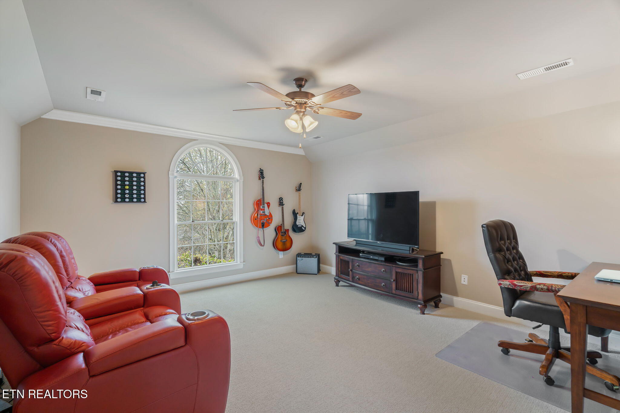 12660 Bayview Drive