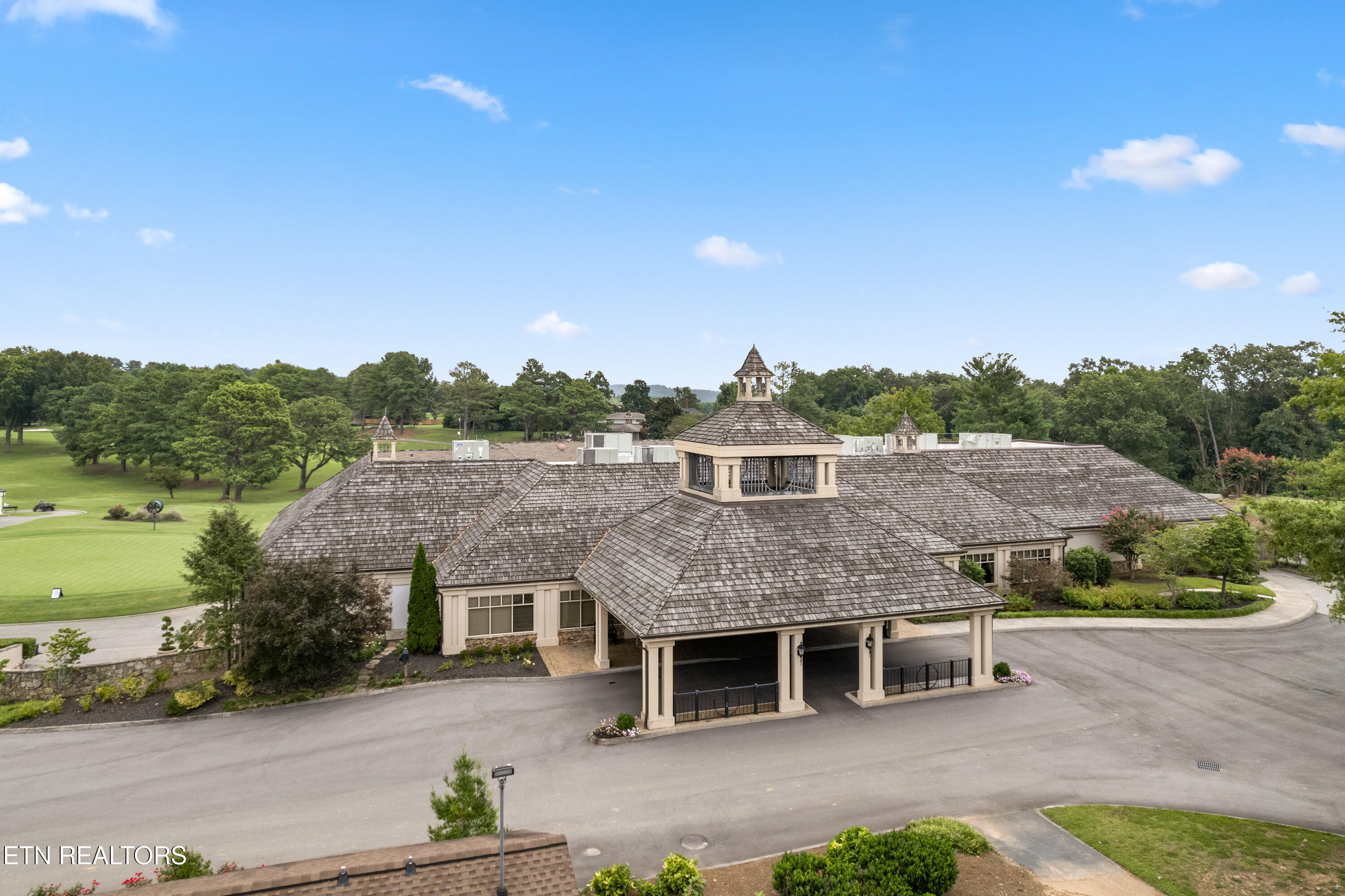 302 Saint Andrews Drive