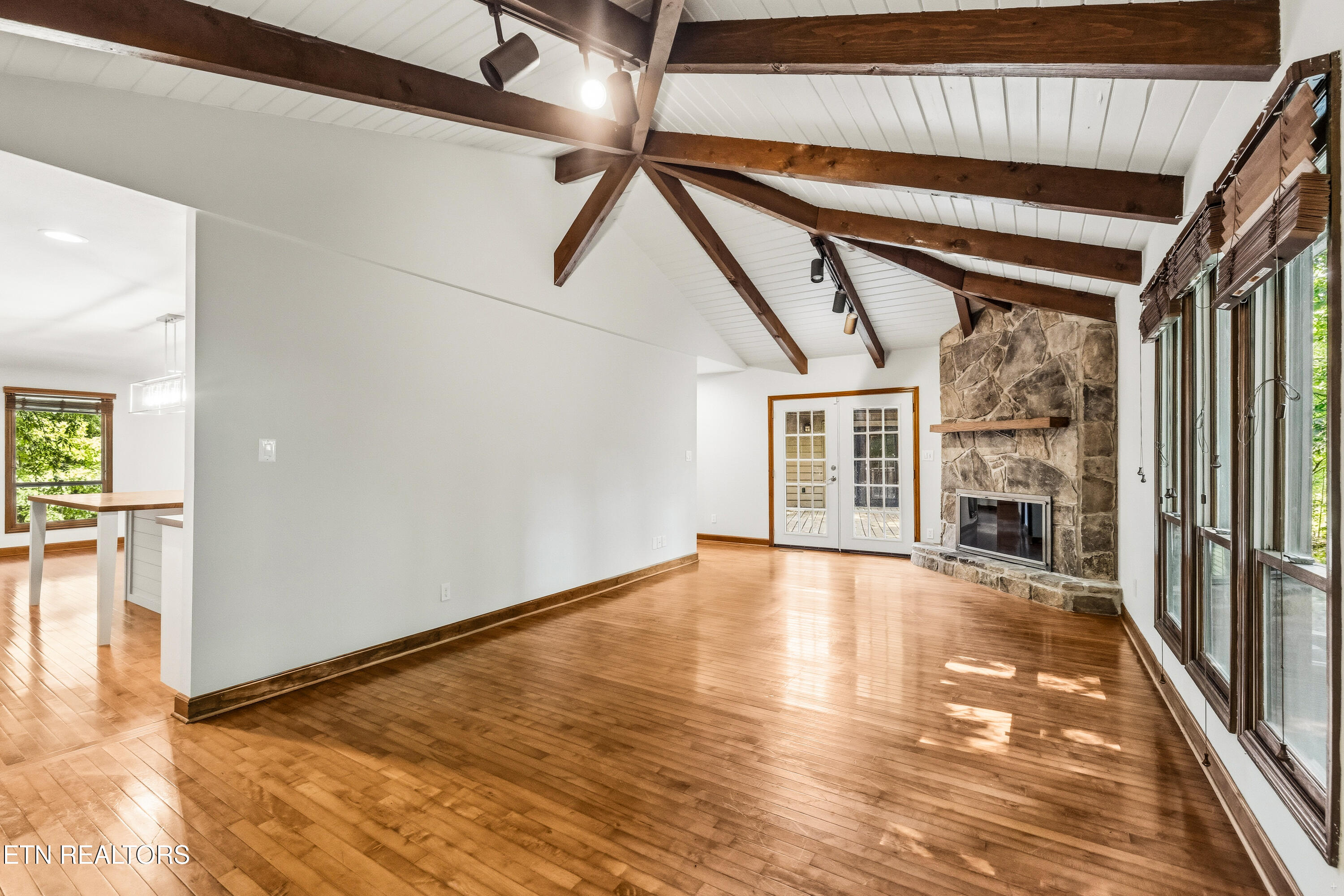 302 Saint Andrews Drive