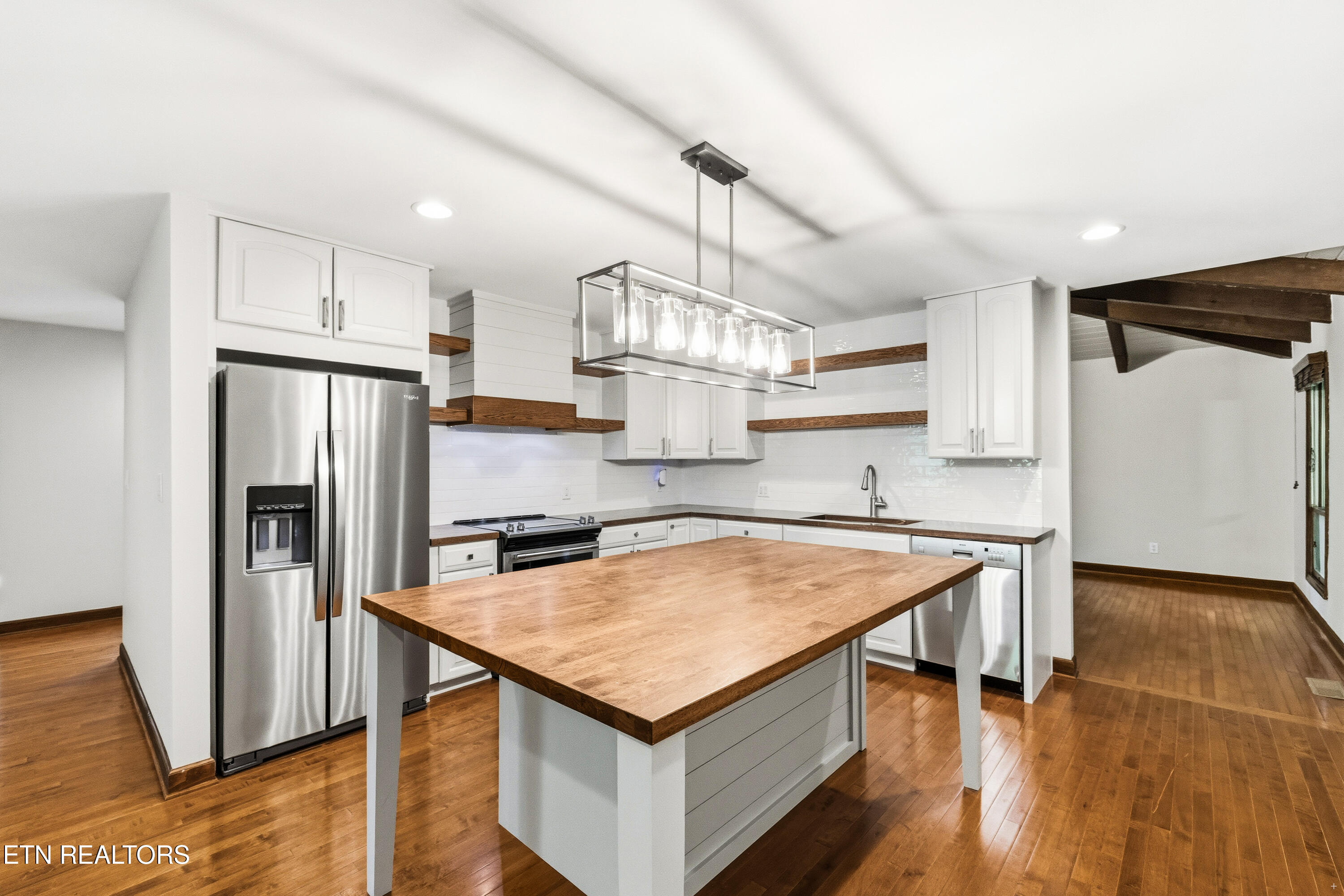 302 Saint Andrews Drive