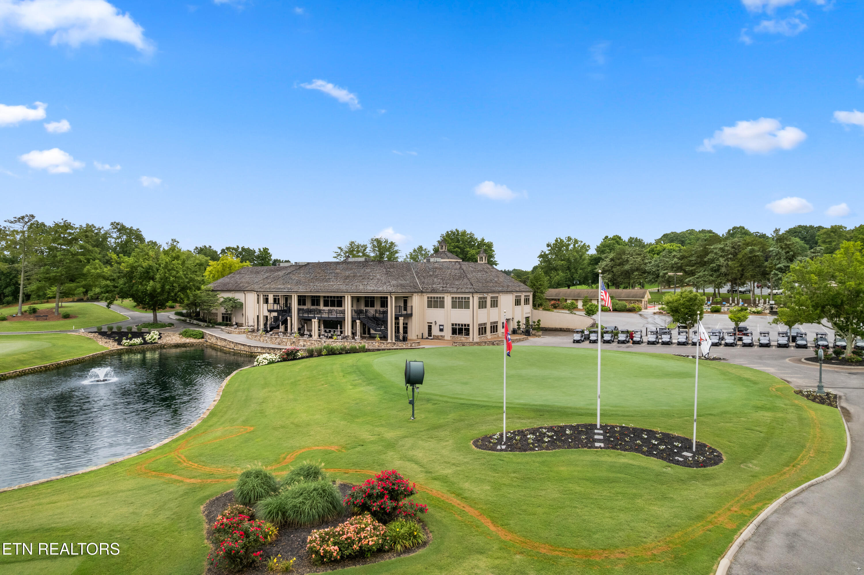 302 Saint Andrews Drive