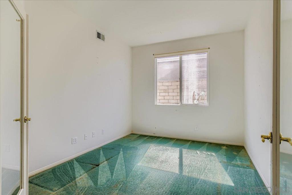 6709 Lonicera Street