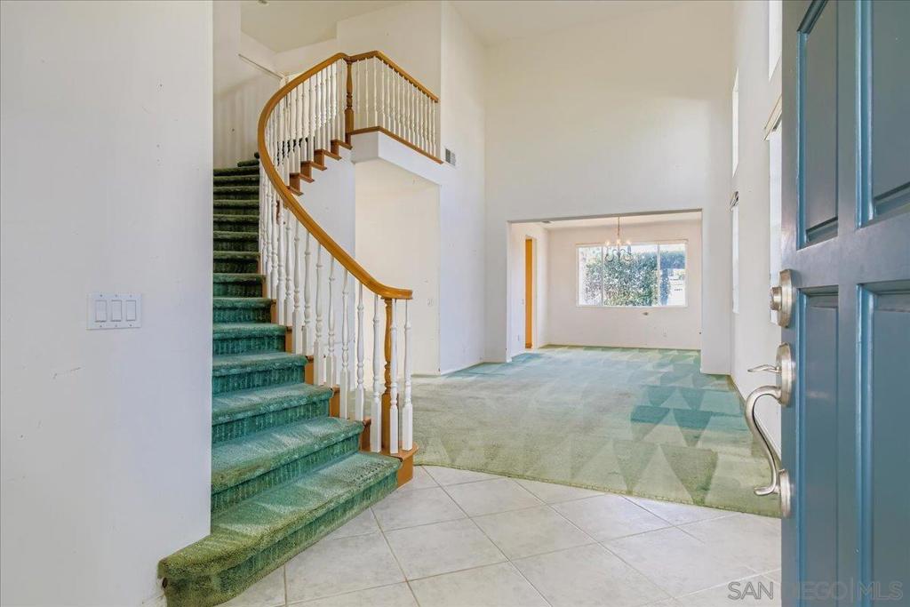 6709 Lonicera Street