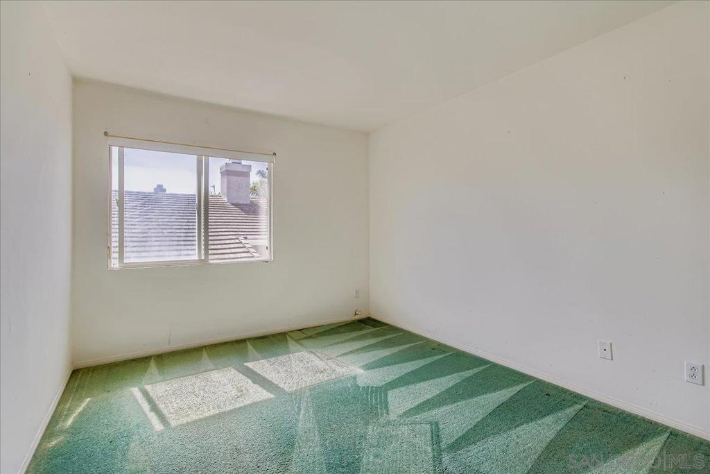 6709 Lonicera Street