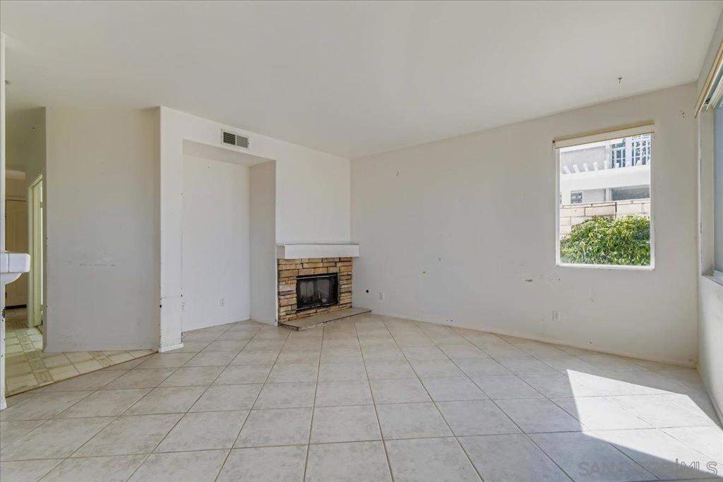 6709 Lonicera Street