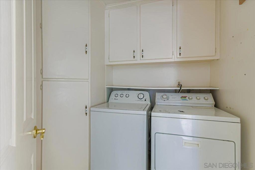 6709 Lonicera Street